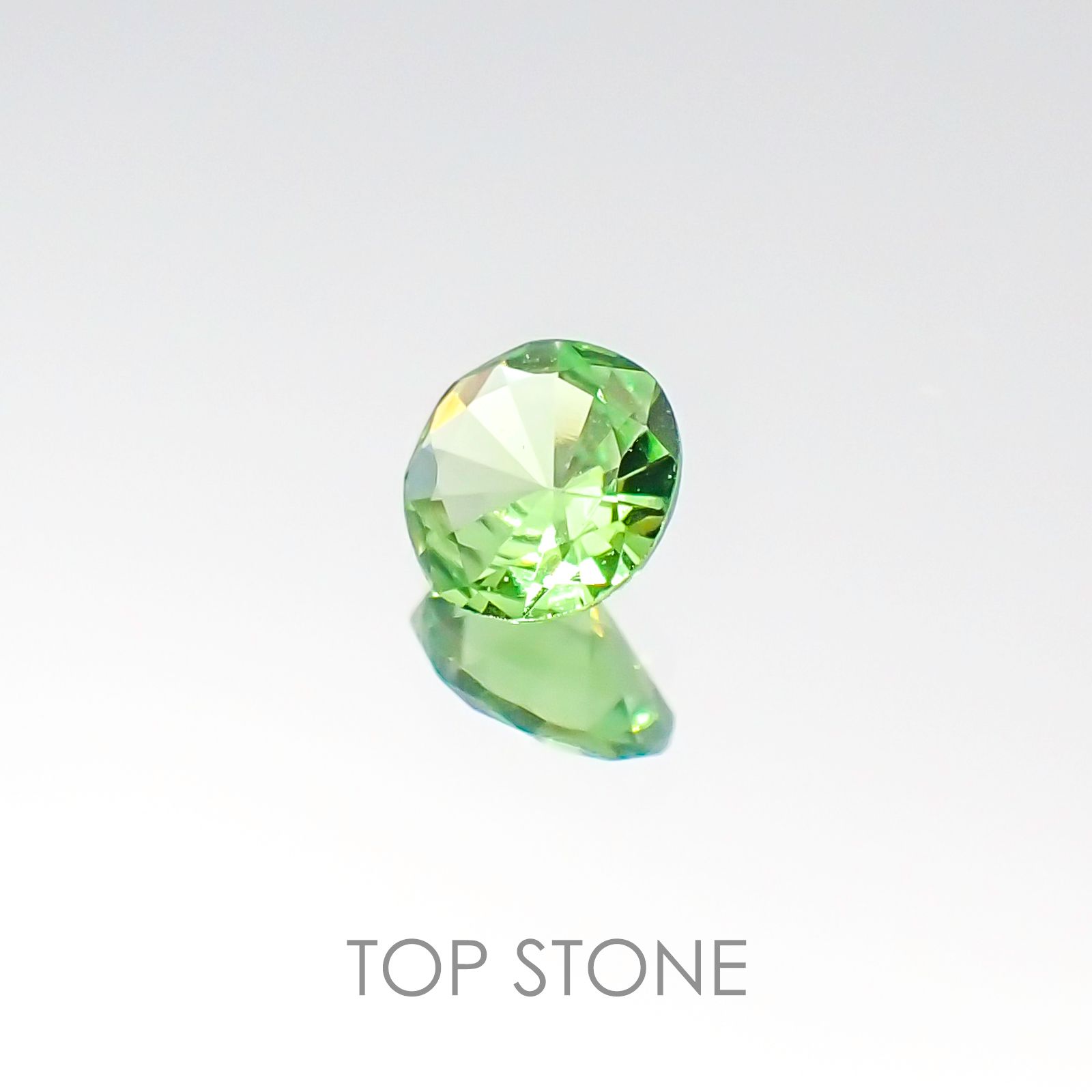 ミントガーネット ケニア産 ルース 0.2ct[20096103]3.9×3.9mm前後