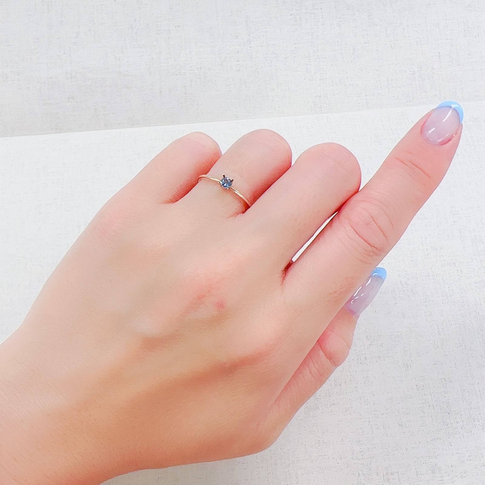 アレキサンドライト(宝石名アレキサンドライト)ブラジル産/EmeraldMains社製 0.122ct ソ付(彩珠)[230522061]3x2.9mm前後