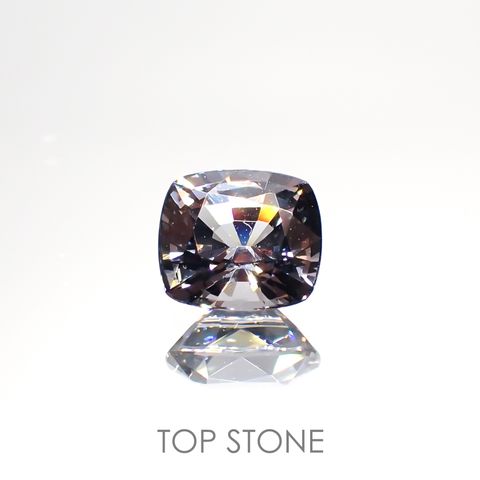プラチナスピネル(宝石名スピネル) ビルマ産 1.305ct ソ付(彩珠)[210913317]6.8×6mm前後