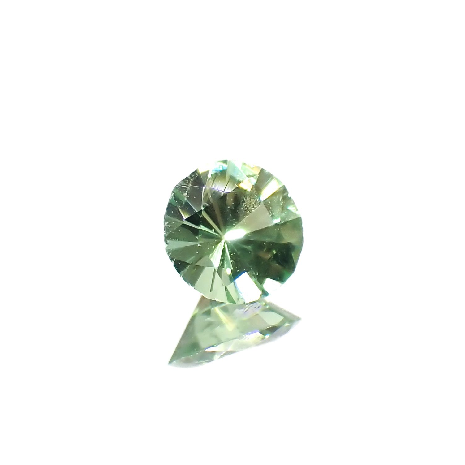ミントガーネット(宝石名ガーネット)タンザニア産 0.20ct 識別済[230823066]3.9x3.9mm前後