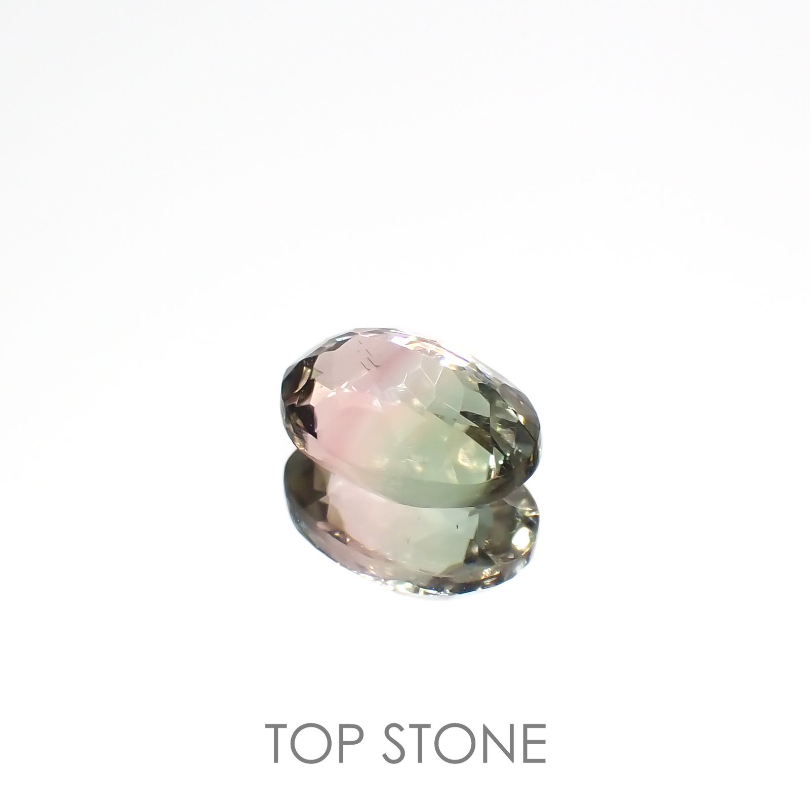 バイカラートルマリン(宝石名バイカラー・トルマリン)コンゴ民主共和国産 1.308ct ソ付[220717025]8x5.8mm前後