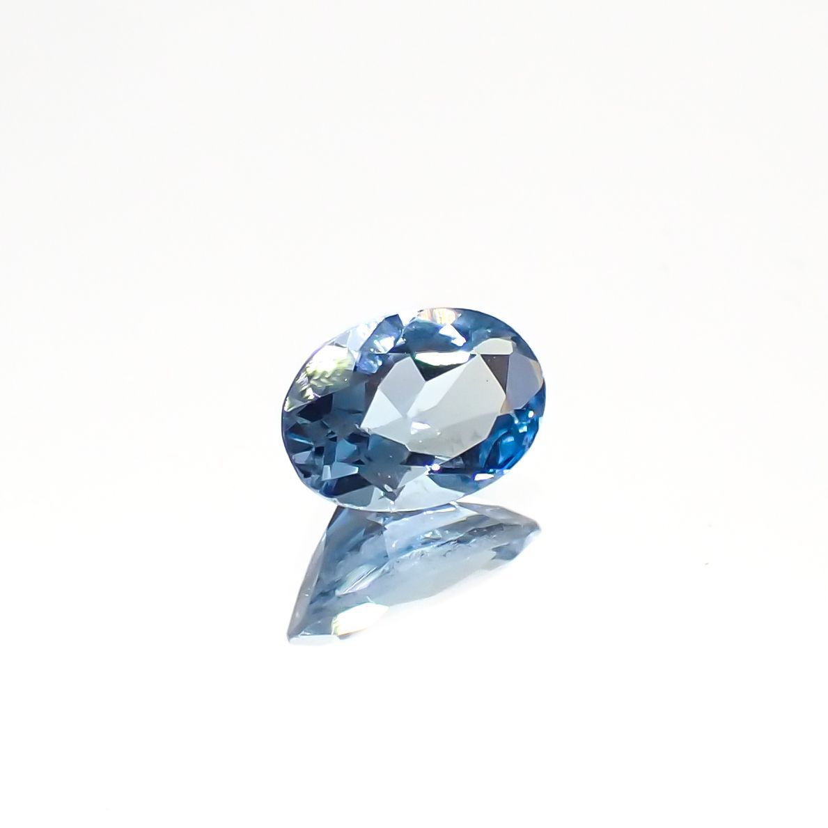 アクアマリン ナイジェリア産 0.41ct[230220739]6.1x4.1mm前後