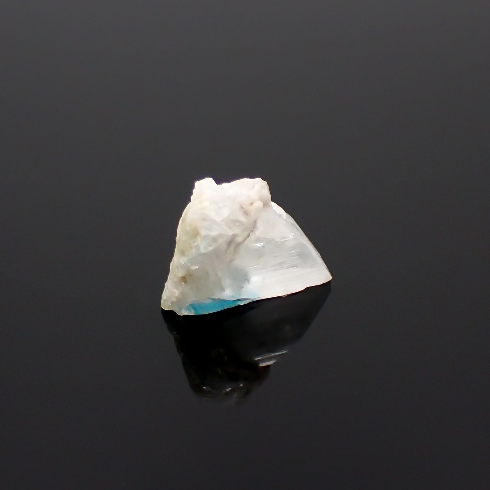 ユークレース 原石 ブラジル産 3.14ct[231023589]11.1x7.5mm前後