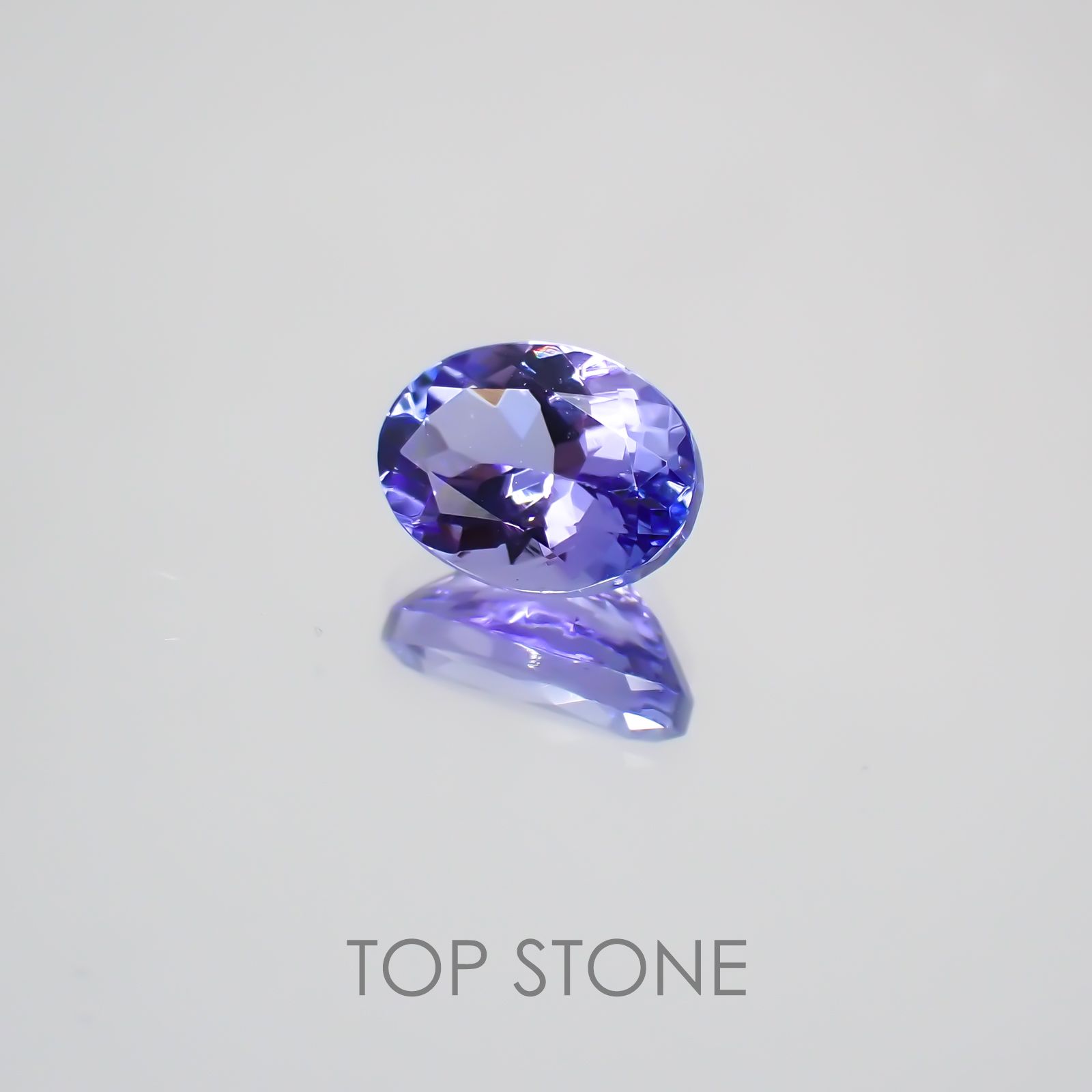 タンザナイト(宝石名タンザナイト) タンザニア産 1.04ct 識別済[210410066]7.1×5.3mm前後