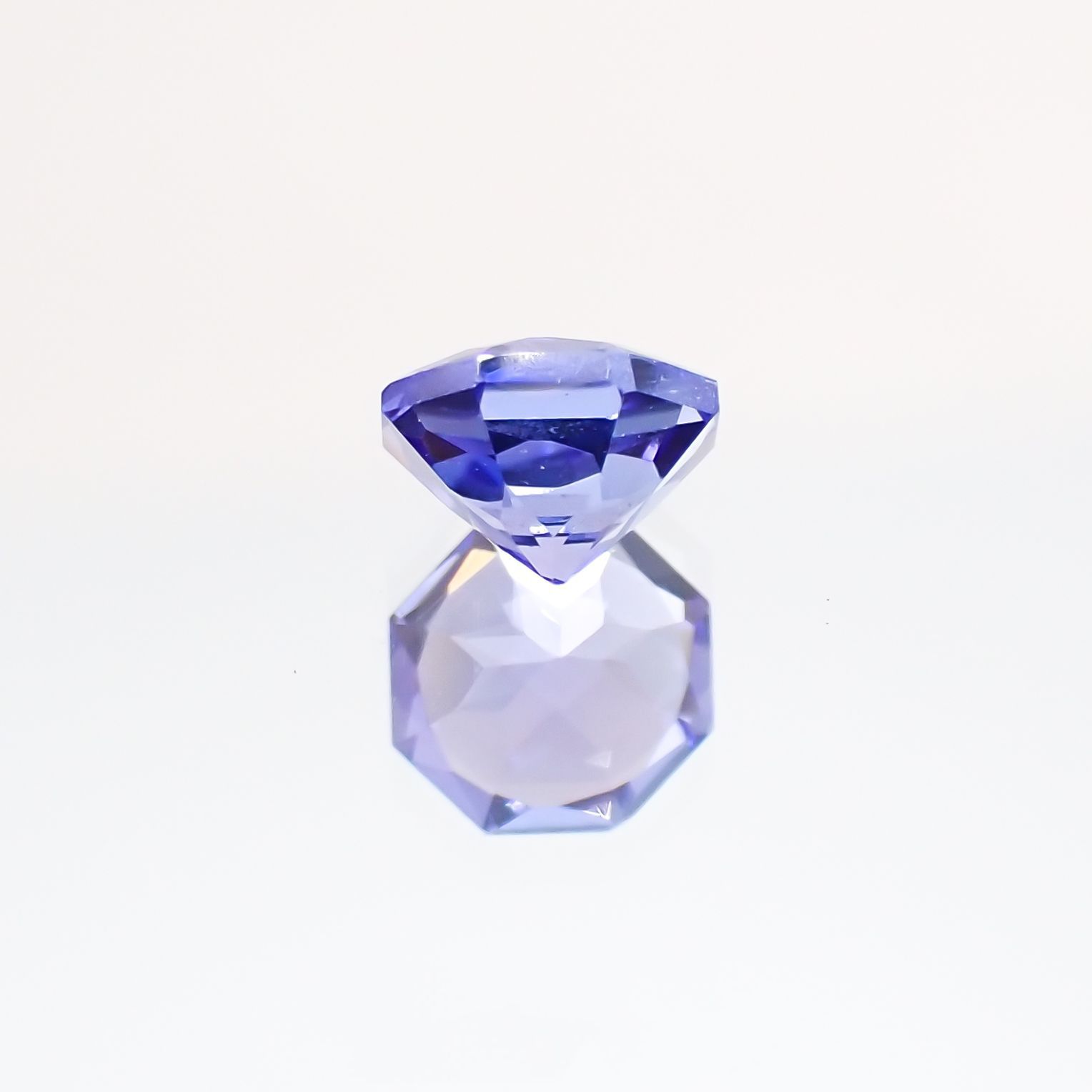 ◇オクタゴンカット◇タンザナイトSA(宝石名タンザナイト) タンザニア産 0.29ct 識別済[210611000]3.9×3.9mm前後