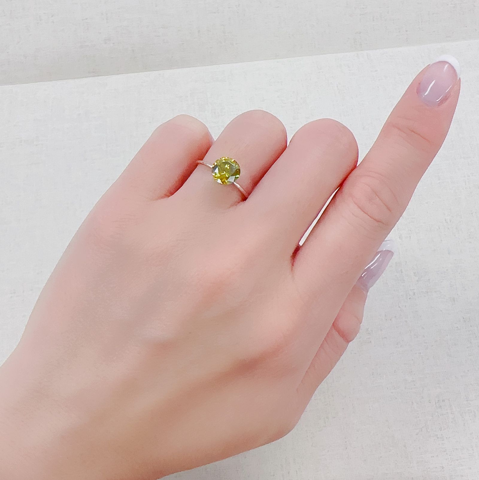 イエローグリーンスファレライト ブルガリア産 1.82ct[230421874]7.4x7.2mm前後