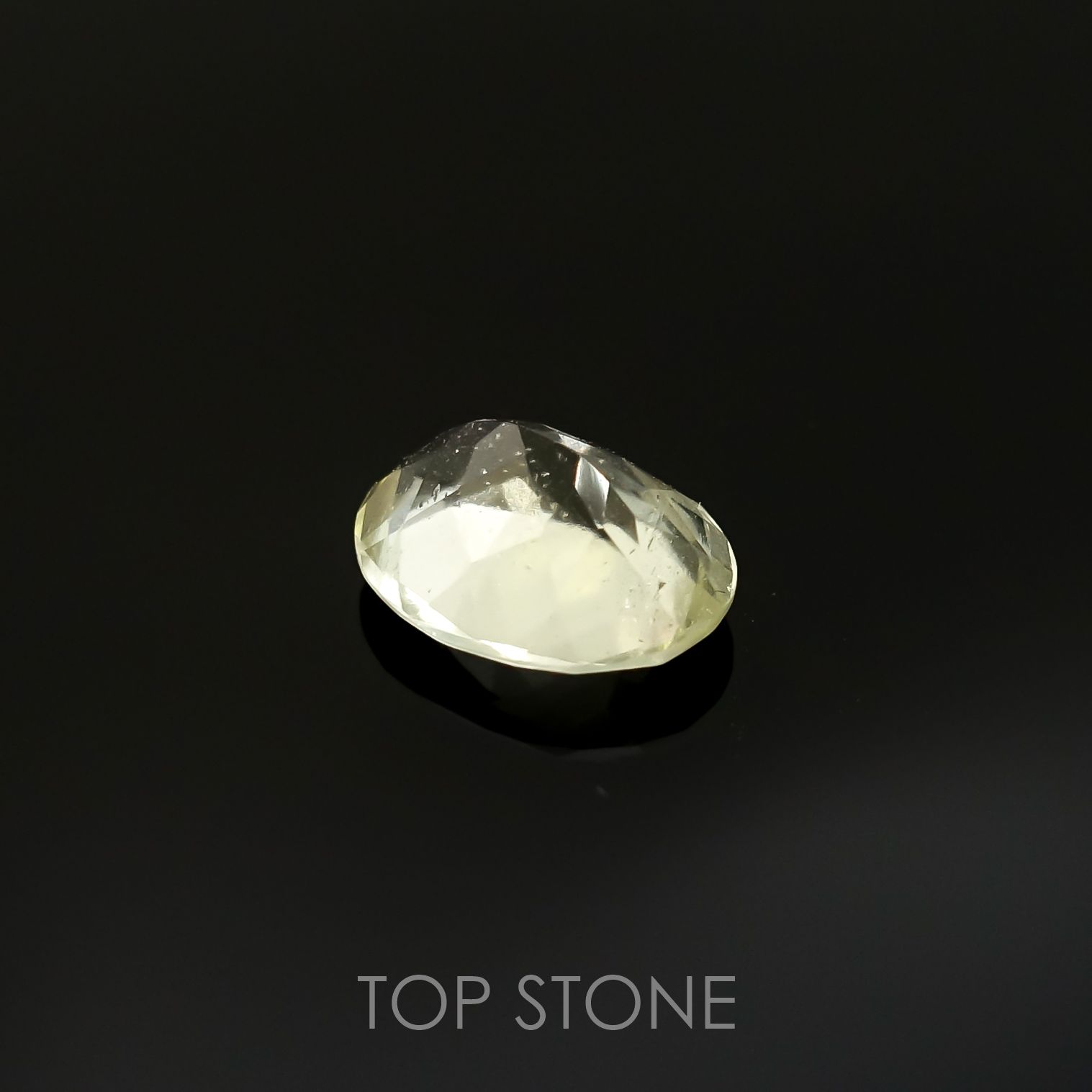 リビアングラス(宝石名インパクトガラス(衝撃溶融ガラス))エジプト・リビア砂漠産 1.86ct 識別済[220415649]10.1x8mm前後