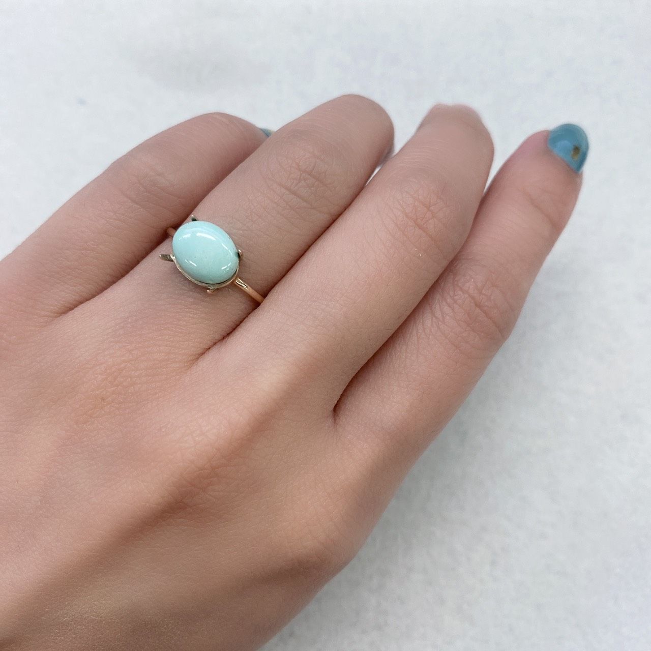 ターコイズ(宝石名ターコイズ) 2.02ct 識別済[210812931]9.2×7.5mm前後