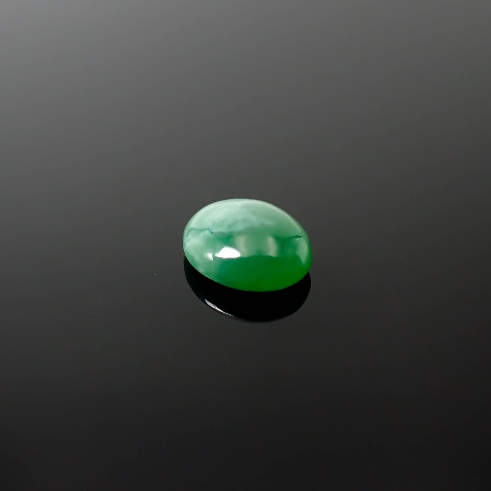 翡翠 ビルマ産 0.43ct[240326943]5.4x4.4mm前後