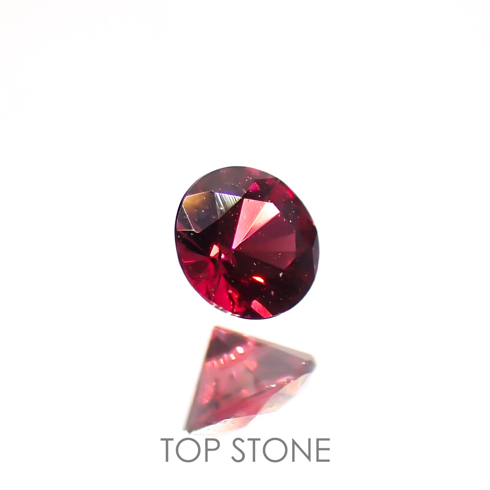 レッドスピネル(宝石名レッド・スピネル)タンザニア産 0.12ct 識別済[220114327]2.9x2.9mm前後