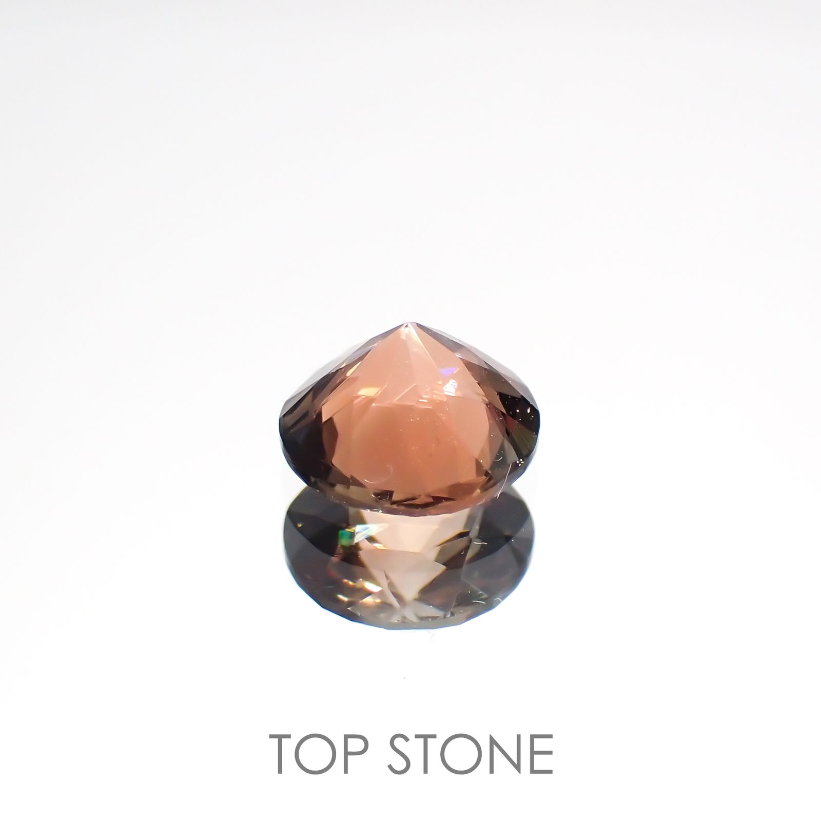 バイカラーオレゴンサンストーン(宝石名ラブラドライト)アメリカ・オレゴン州産 0.68ct 識別済[220114650]6.1x6mm前後