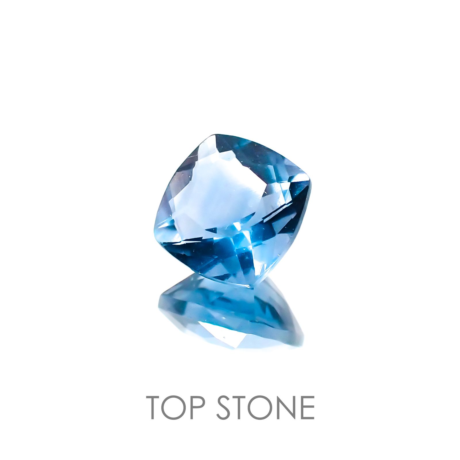 カラーチェンジフローライト ブラジル産 ルース 1.22ct[20117796]6.2×6.1mm前後