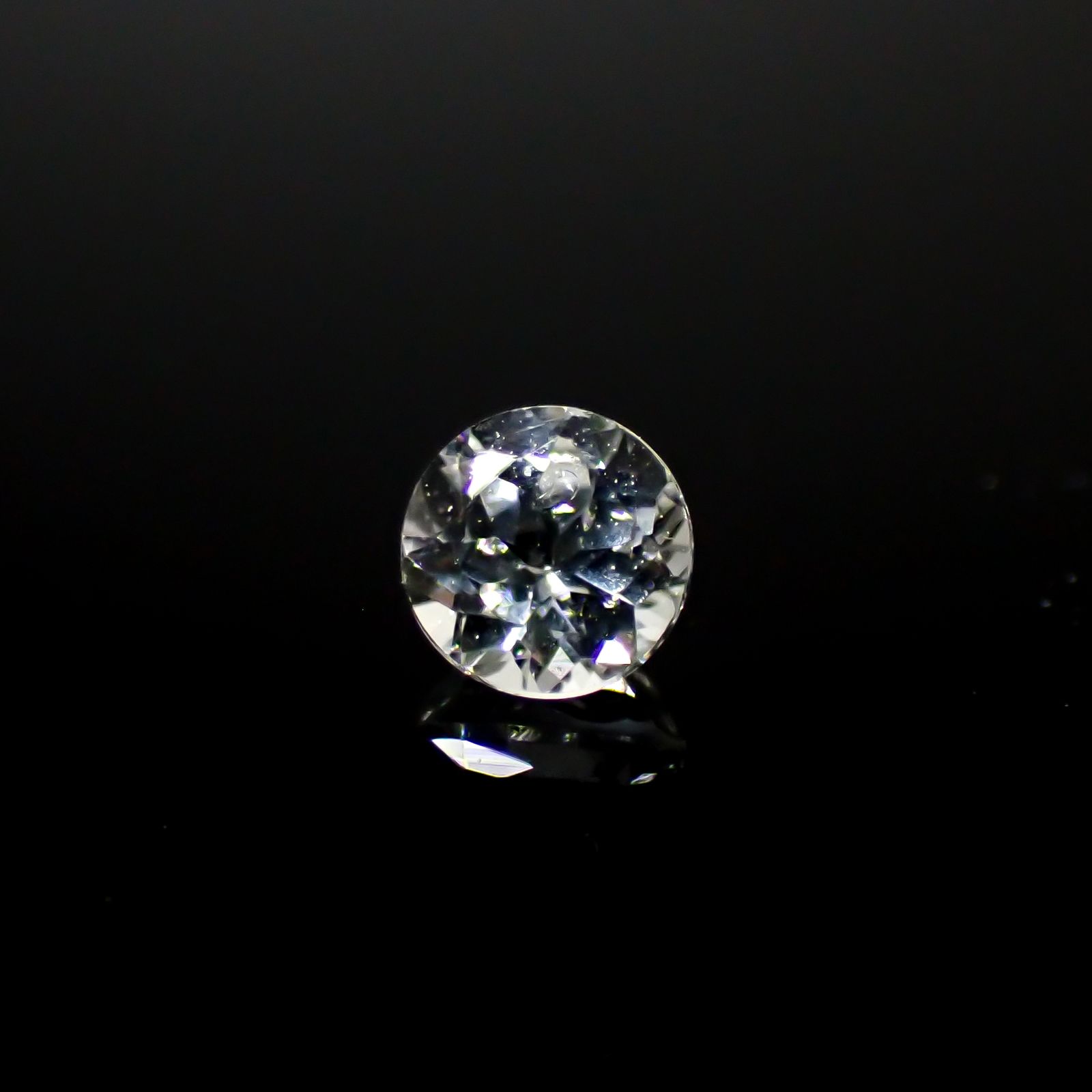 リューコガーネット ビルマ産 0.19ct[240728483]3.3x3.3mm前後