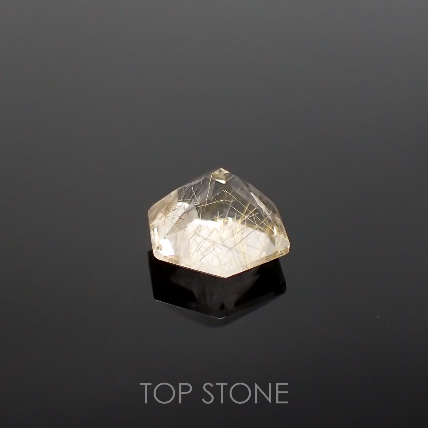 ◇ヘキサゴンカット◇ルチルクォーツSA(宝石名ルチルレイテッド・クォーツ) ブラジル産 0.88ct 識別済[210611299]6×6mm前後