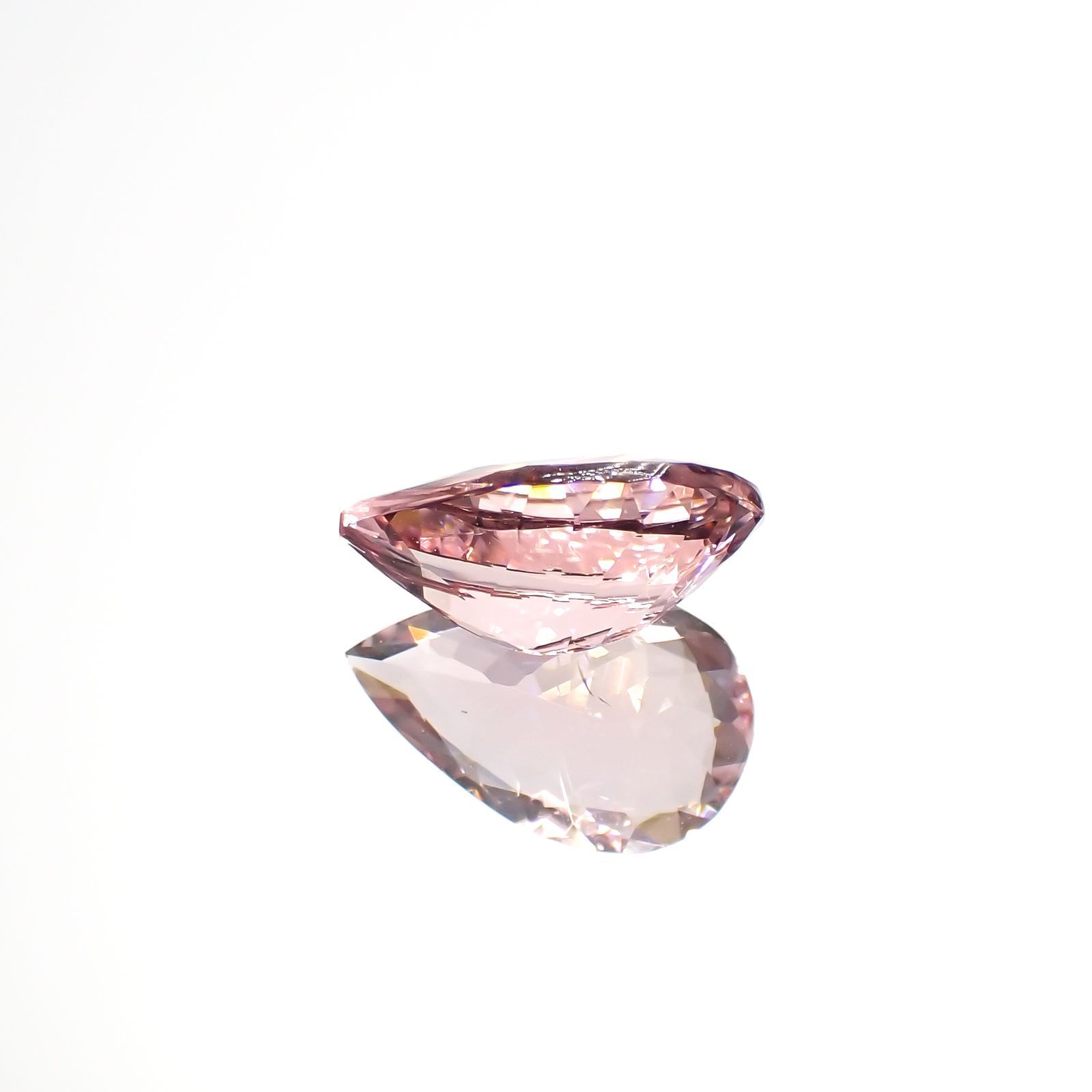 モルガナイト(宝石名モルガナイト)ナイジェリア産 2.292ct ソ付(彩珠)[221018878]11.9x7.4mm前後