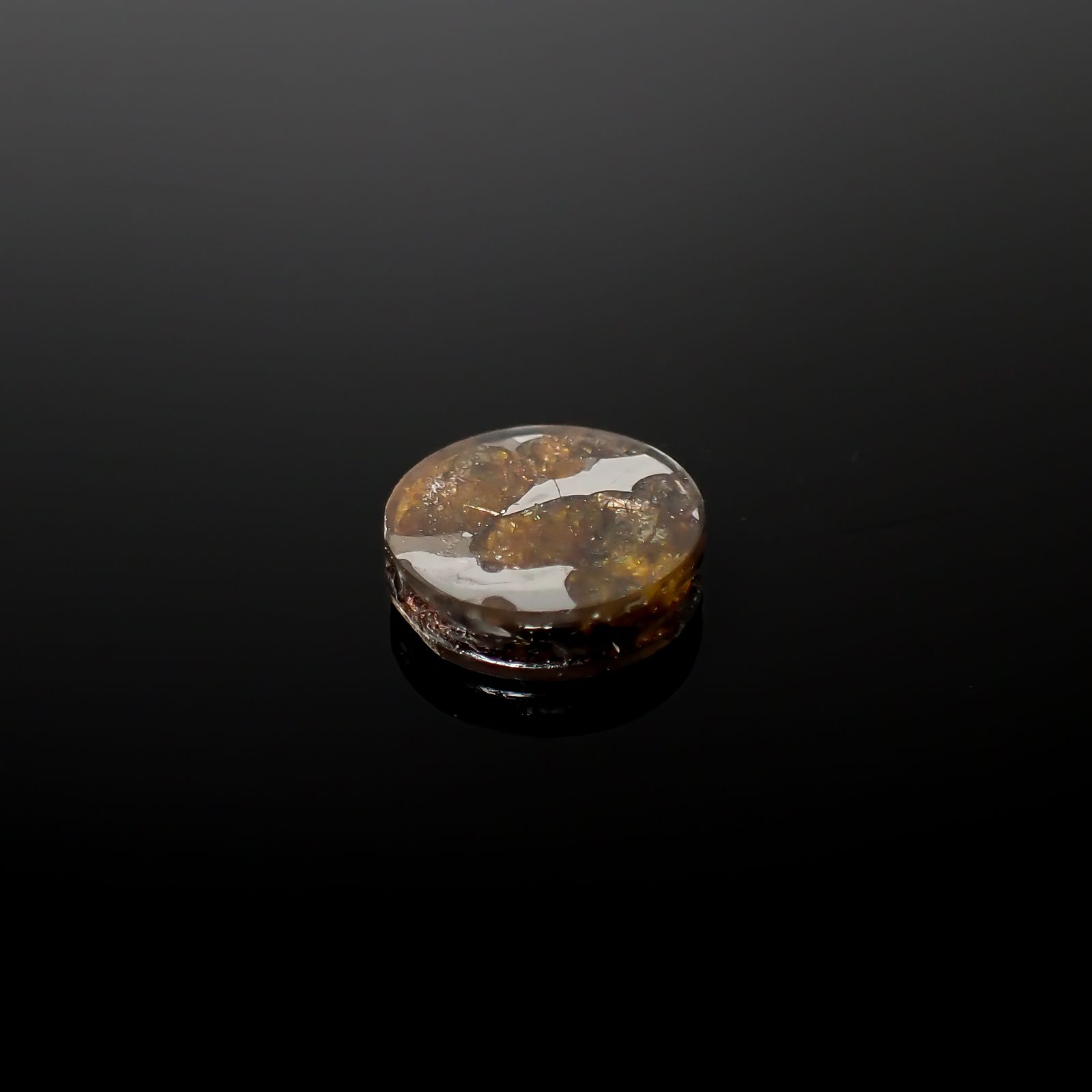 パラサイト隕石Sericho トリプレット 発見地:ケニア 5.57ct[240125726]12.1x12mm前後