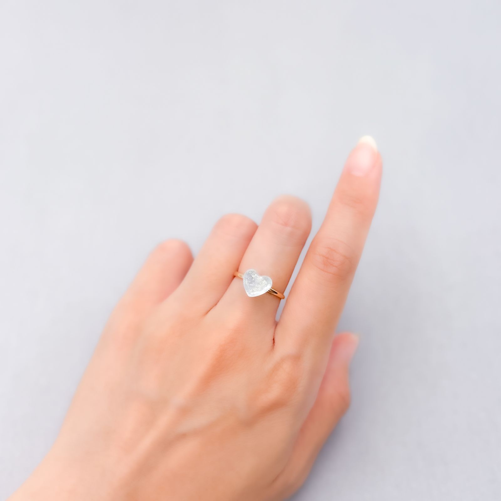 イリデッセンスアクアマリン ブラジル産 2.02ct [250730707]8x9.1mm前後