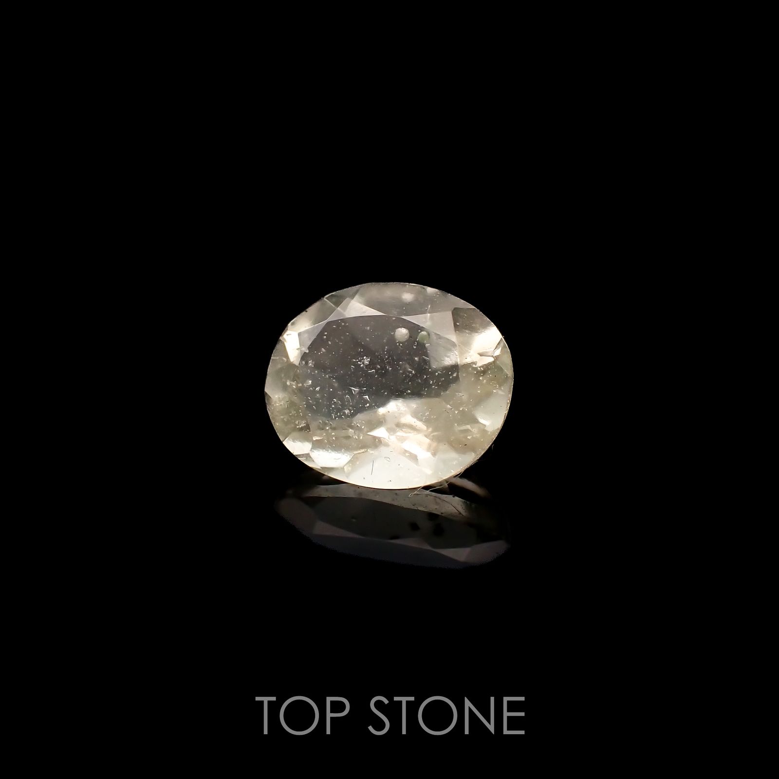 リビアングラス エジプト・リビア砂漠産 1.70ct[221018183]9.3x7.9mm前後