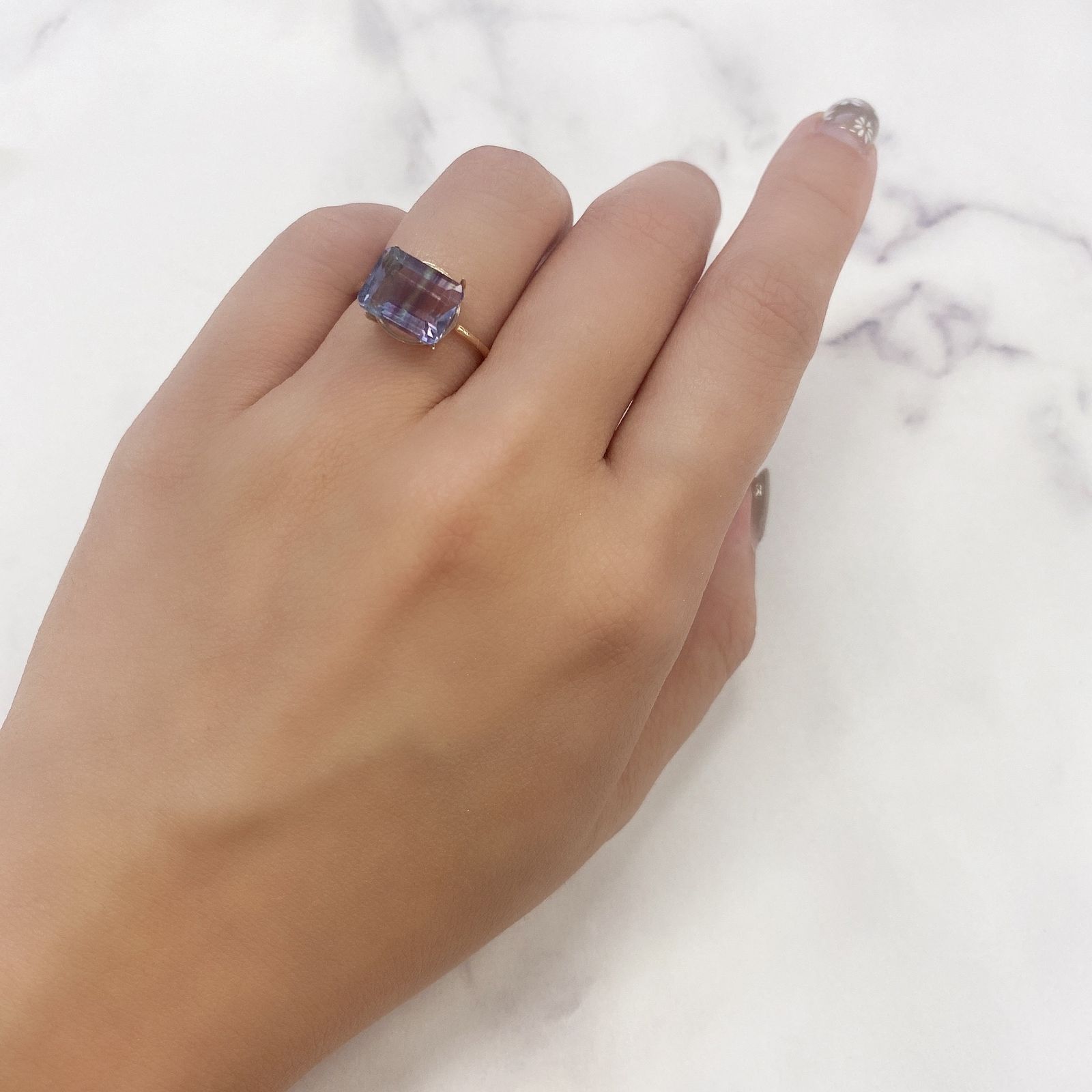 バイカラーフローライト ブラジル産 ルース 4.18ct[210913214]10×7.8mm前後