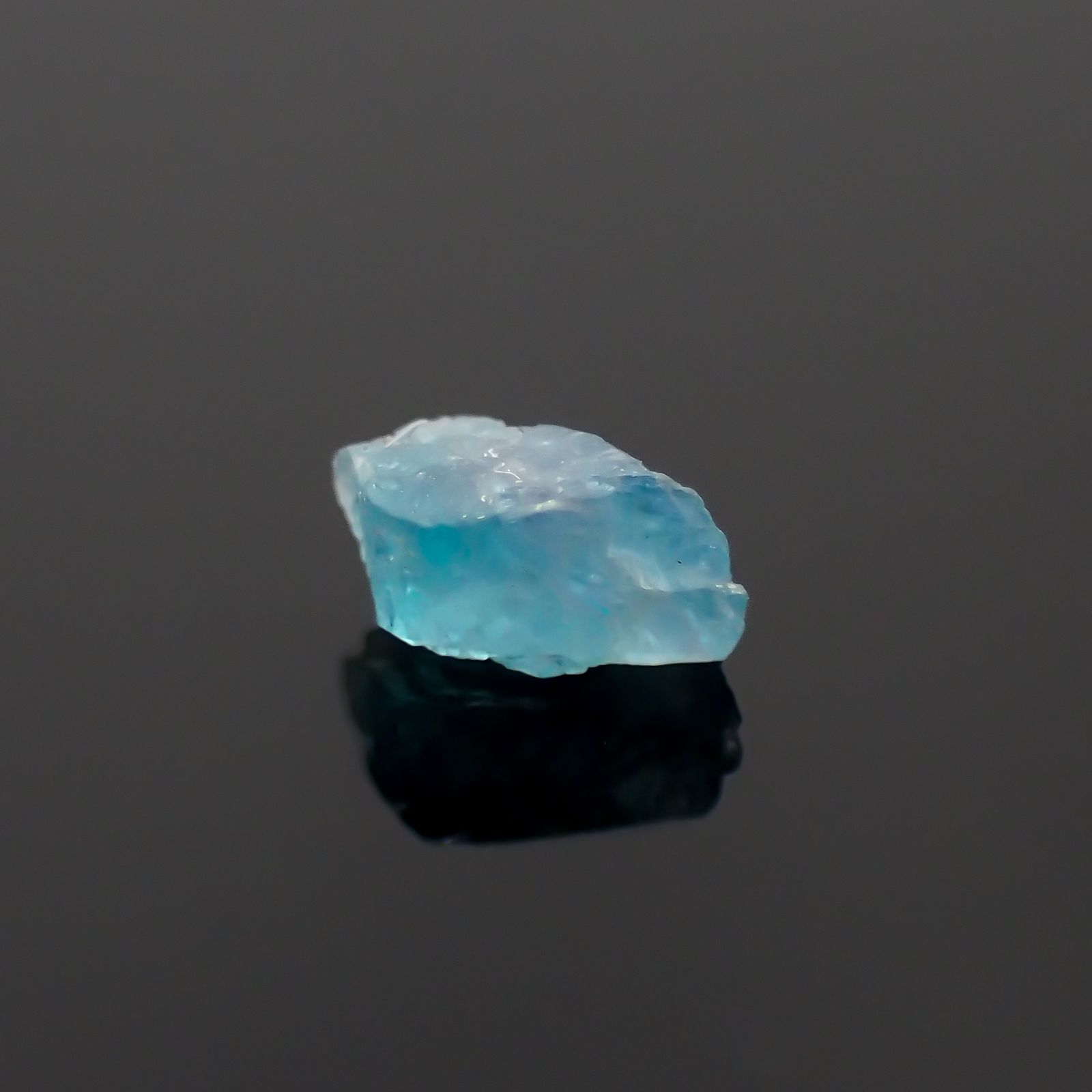 パライバトルマリン 原石 ブラジル・パライバ州バターリャ鉱山産 0.33ct[230522133]5.3x3.1mm前後
