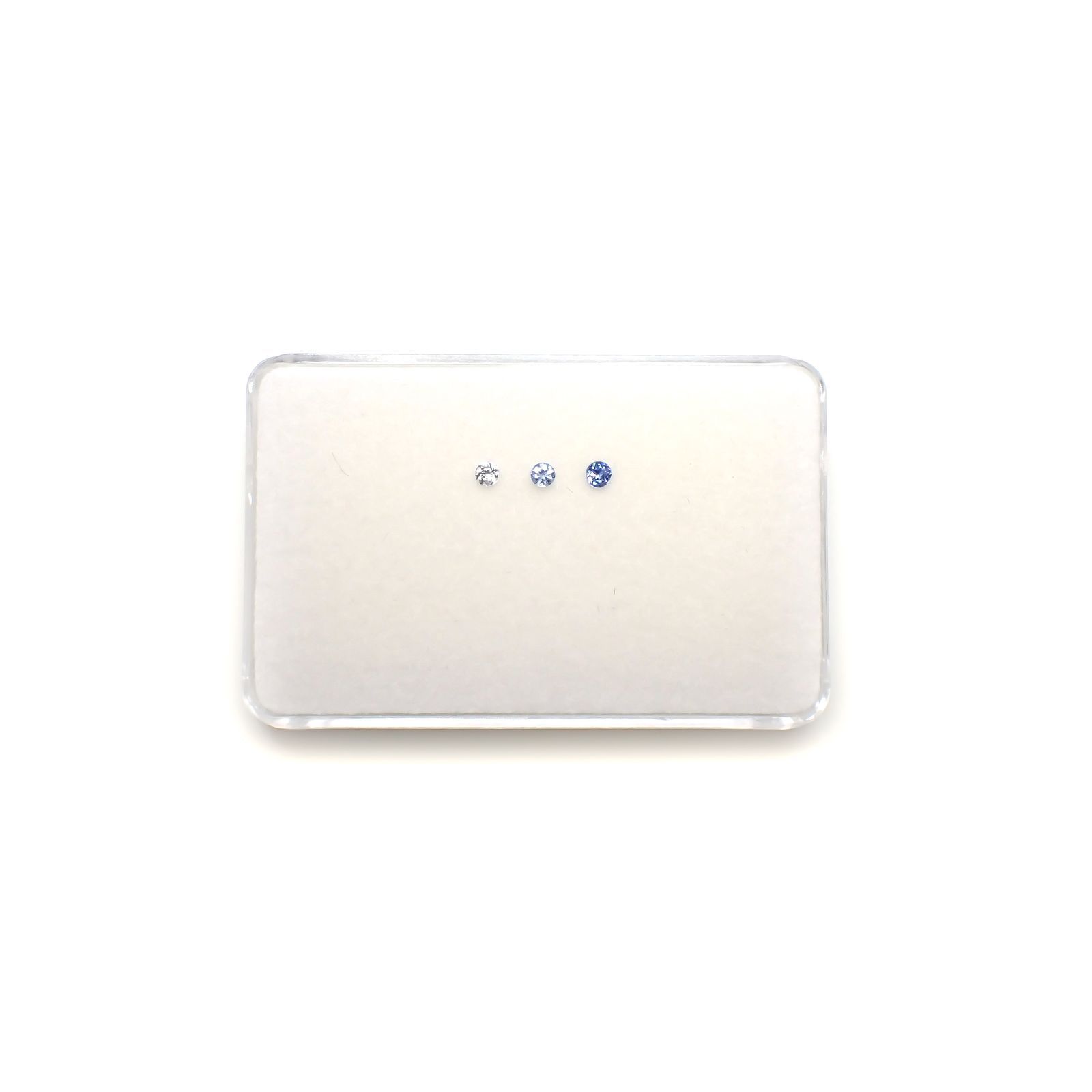 ベニトアイト カラーグラデーション3pcsセット アメリカ・カリフォルニア州産 0.17ct(3pcs合計)[230220506]2.2-2.3x2.2-2.3mm前後
