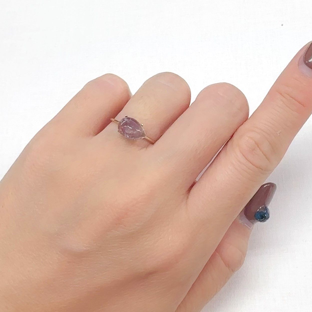 フローライト フルオレッセンス イギリス・ロジャリー鉱山産 1.97ct[240527708]9.8x6.7mm前後