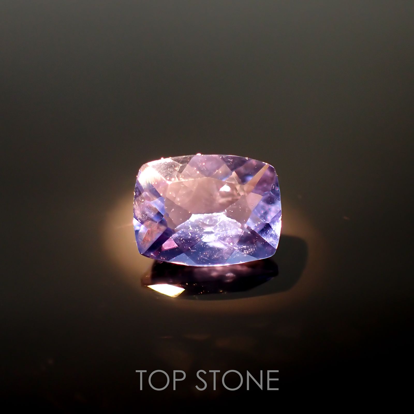カラーチェンジフローライト(宝石名ブルー・フルオライト)ブラジル産 1.58ct 識別済[220114240]8x6mm前後