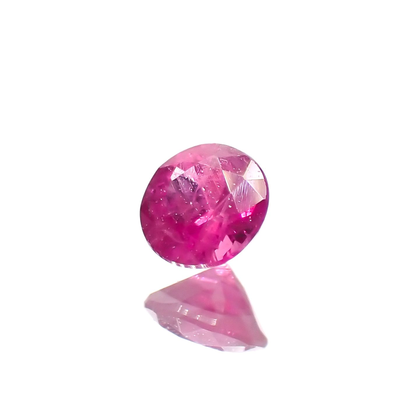 ルビー タイ/ミャンマー産 0.11ct[230321296]2.9x2.8mm前後