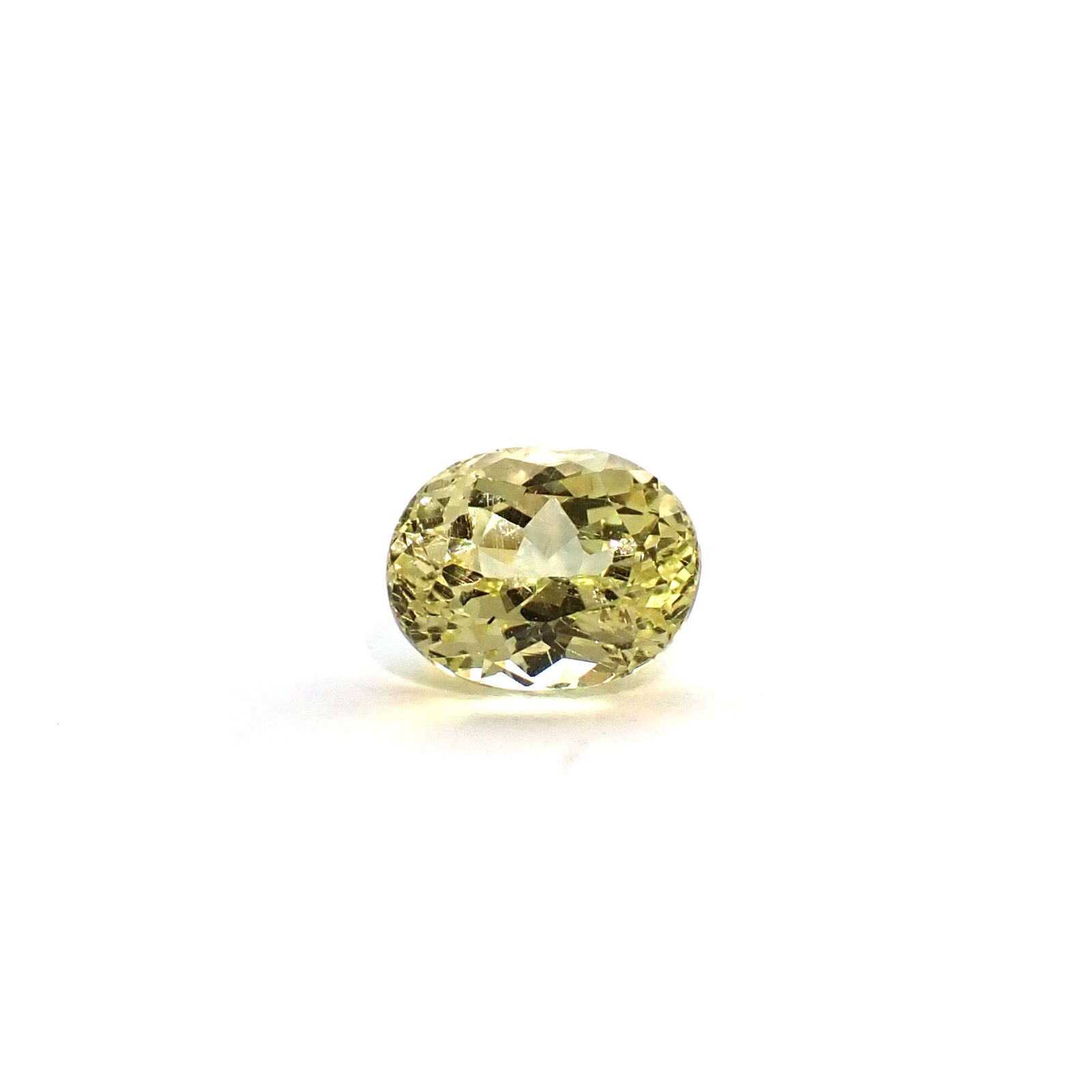 イエローアパタイト メキシコ産 1.11ct / 6.6x5.2mm前後 [260632463]