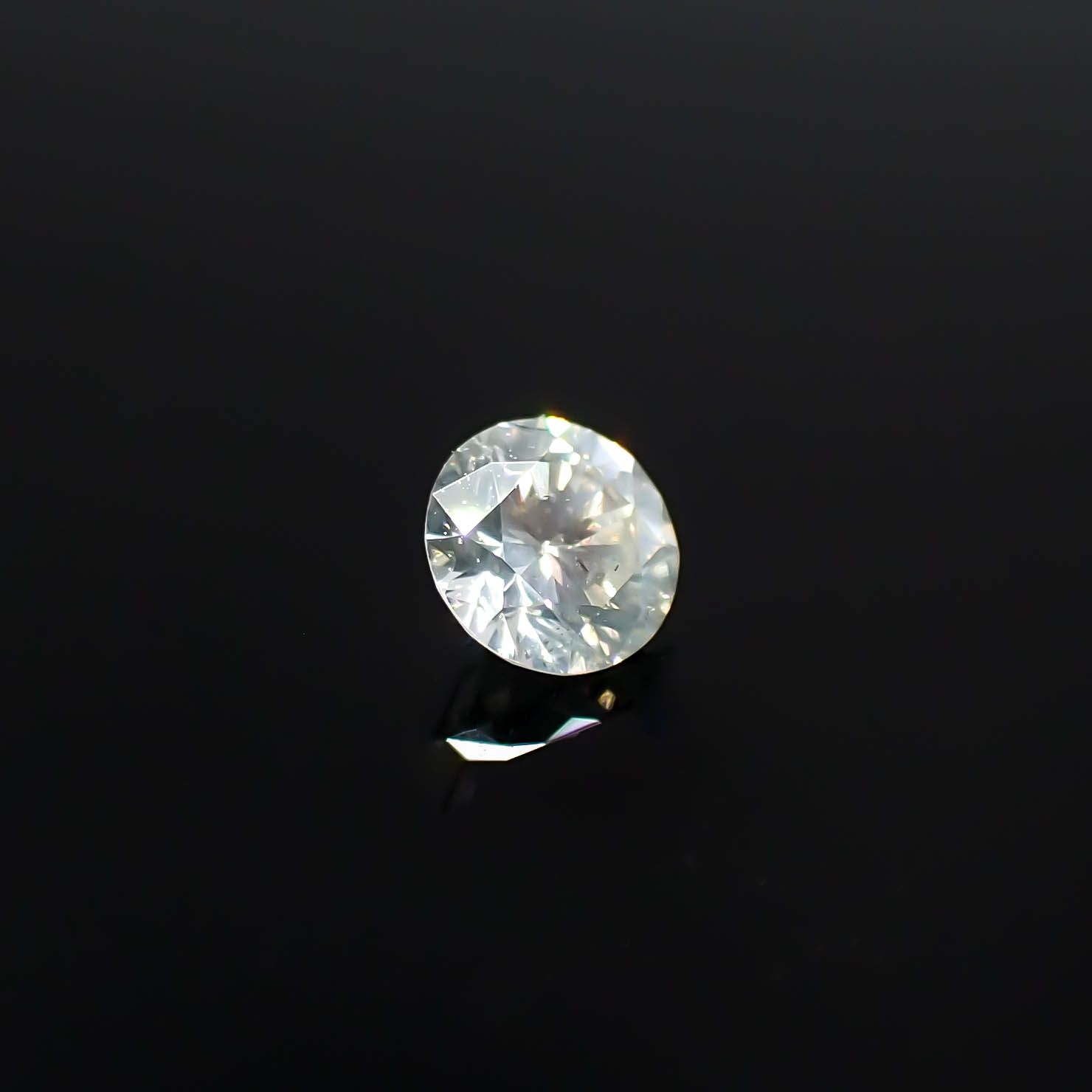 シルキーダイヤモンド 0.10ct [250730764]3x3mm前後