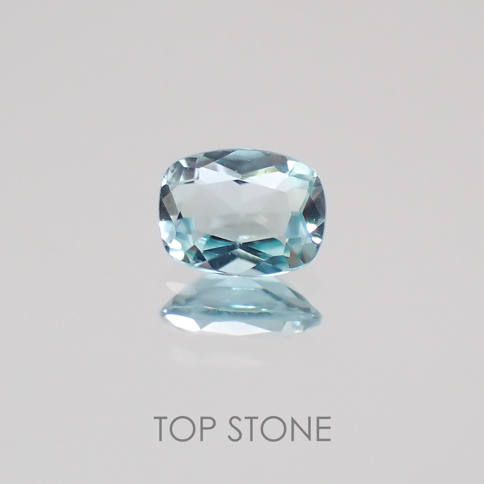 グランディディエライト マダガスカル産 ルース 0.17ct[21069852]4.1×3.1mm前後