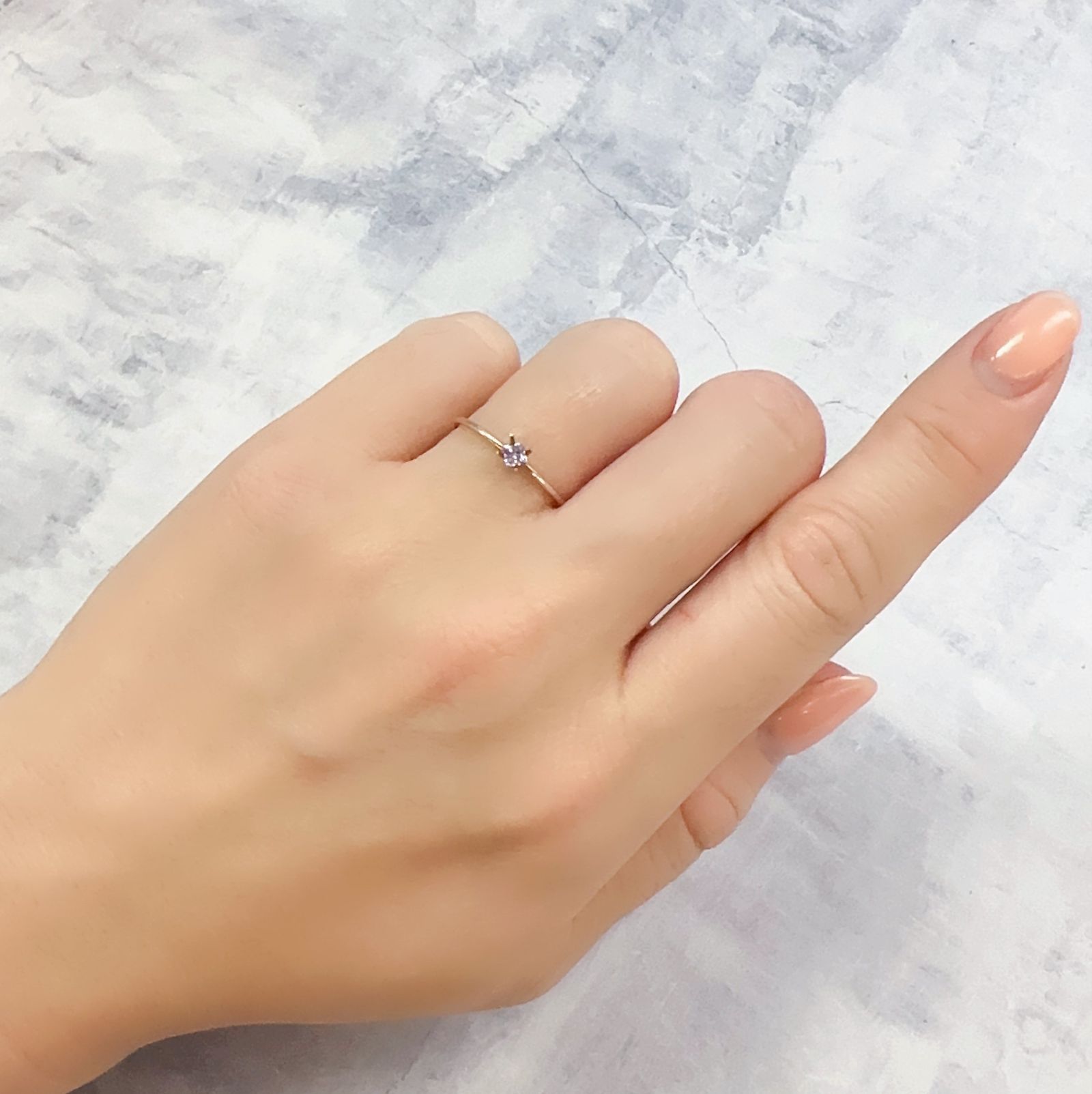 ◇プリンセスカット◇アイスラベンダーサファイア(宝石名サファイア)東アフリカ産 0.11ct 識別済[230120239]2.5x2.5mm前後