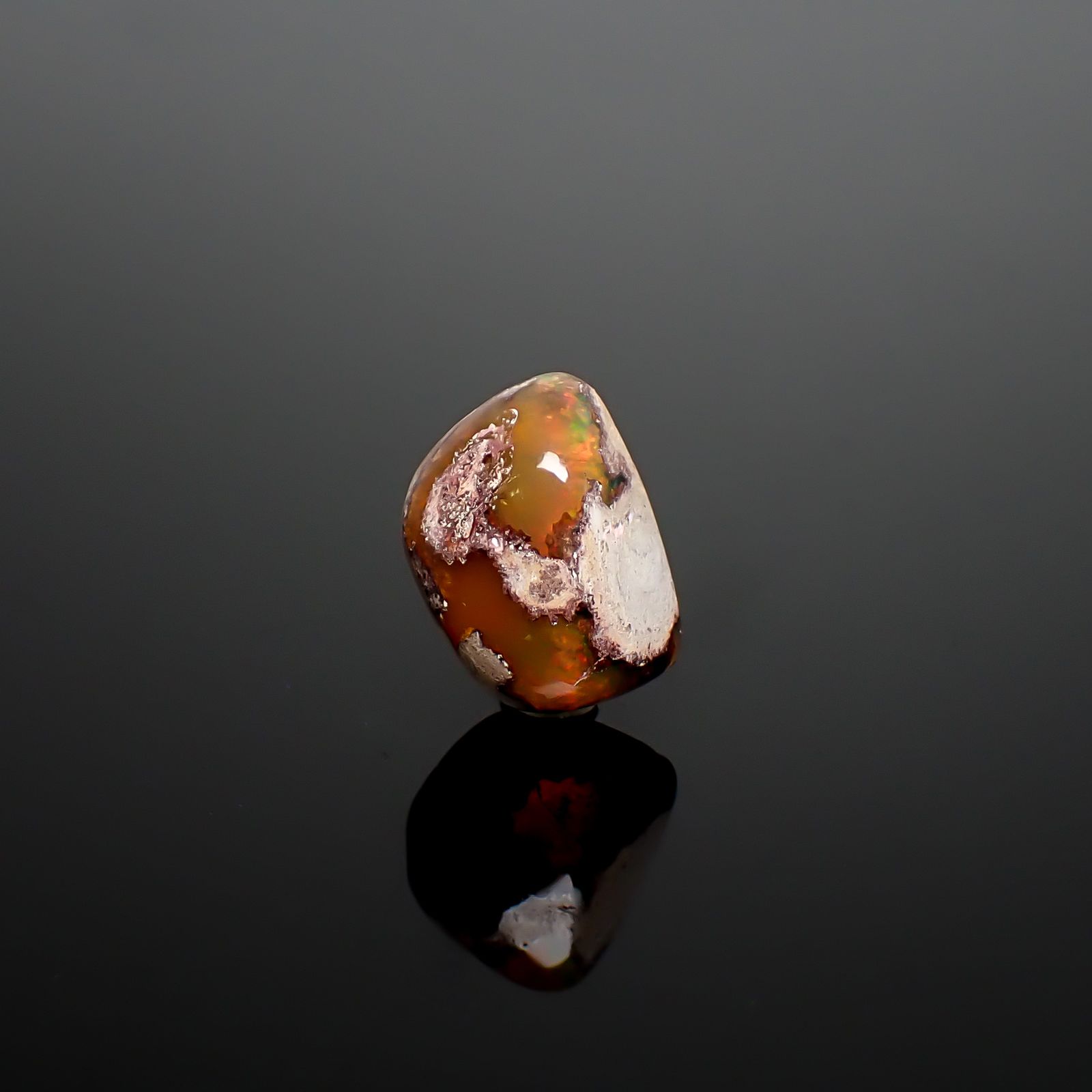 カンテラオパール メキシコ産 6.44ct / 14.1x10.7mm前後 [260933088]