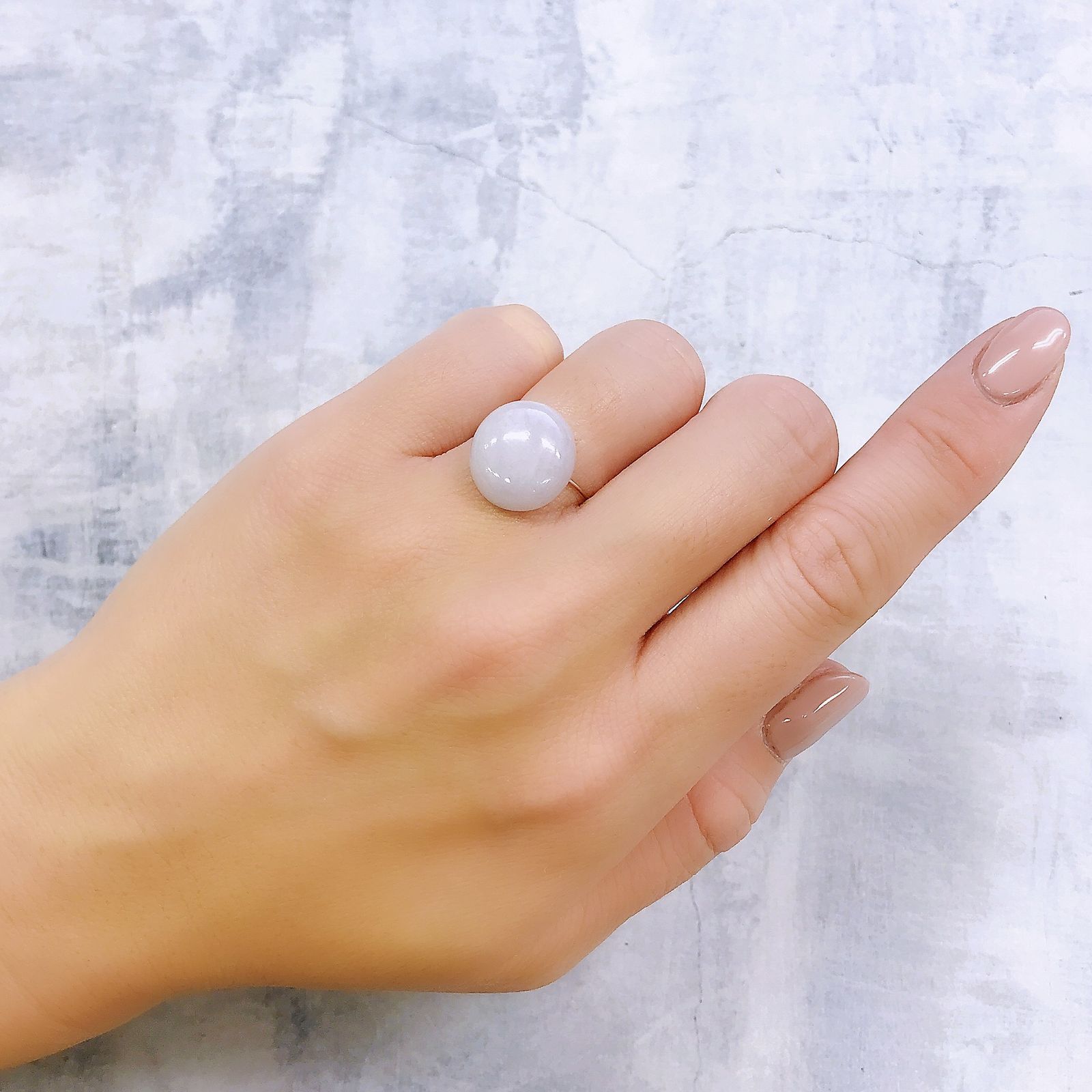 ラベンダー翡翠 ビルマ産 10.32ct [221219379]14.2x13.3mm前後