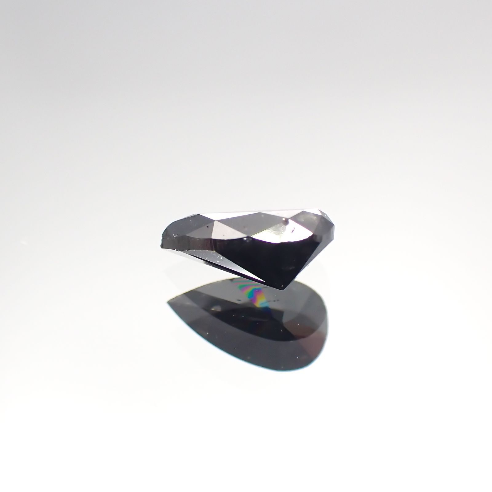 ブラックダイヤモンド(宝石名ダイアモンド) ジンバブエ産 0.55ct 識別済[210812804]6.7×3.7mm前後