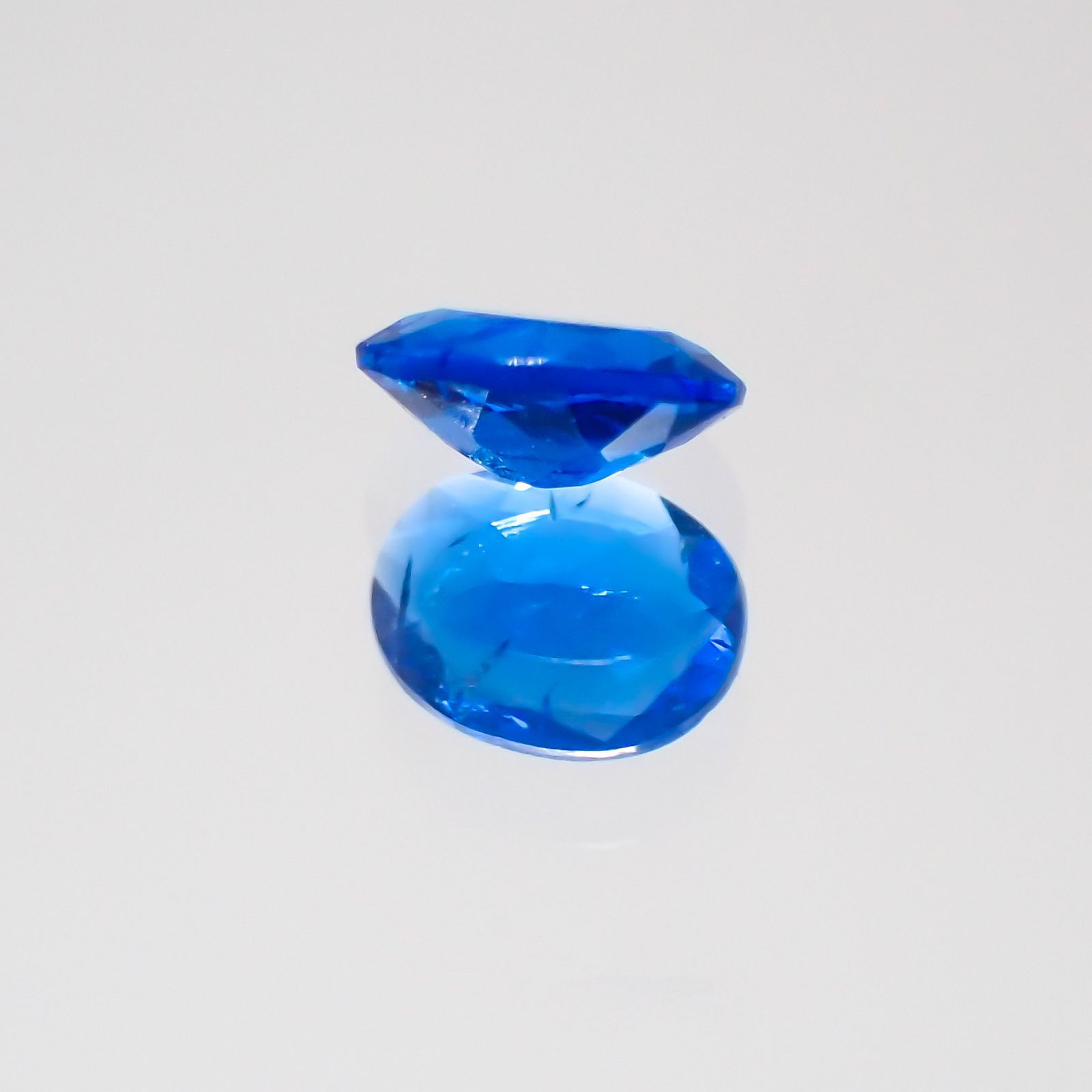 アウイナイト ドイツ産 ルース 0.07ct[20063077]3.4×2.7mm前後