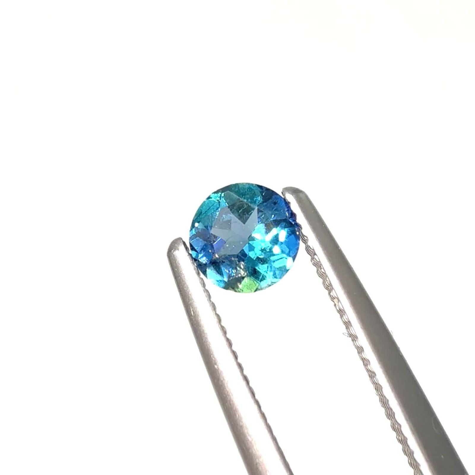ブルーコーネルピン タンザニア産 0.29ct [250730813]4.1x4.1mm前後