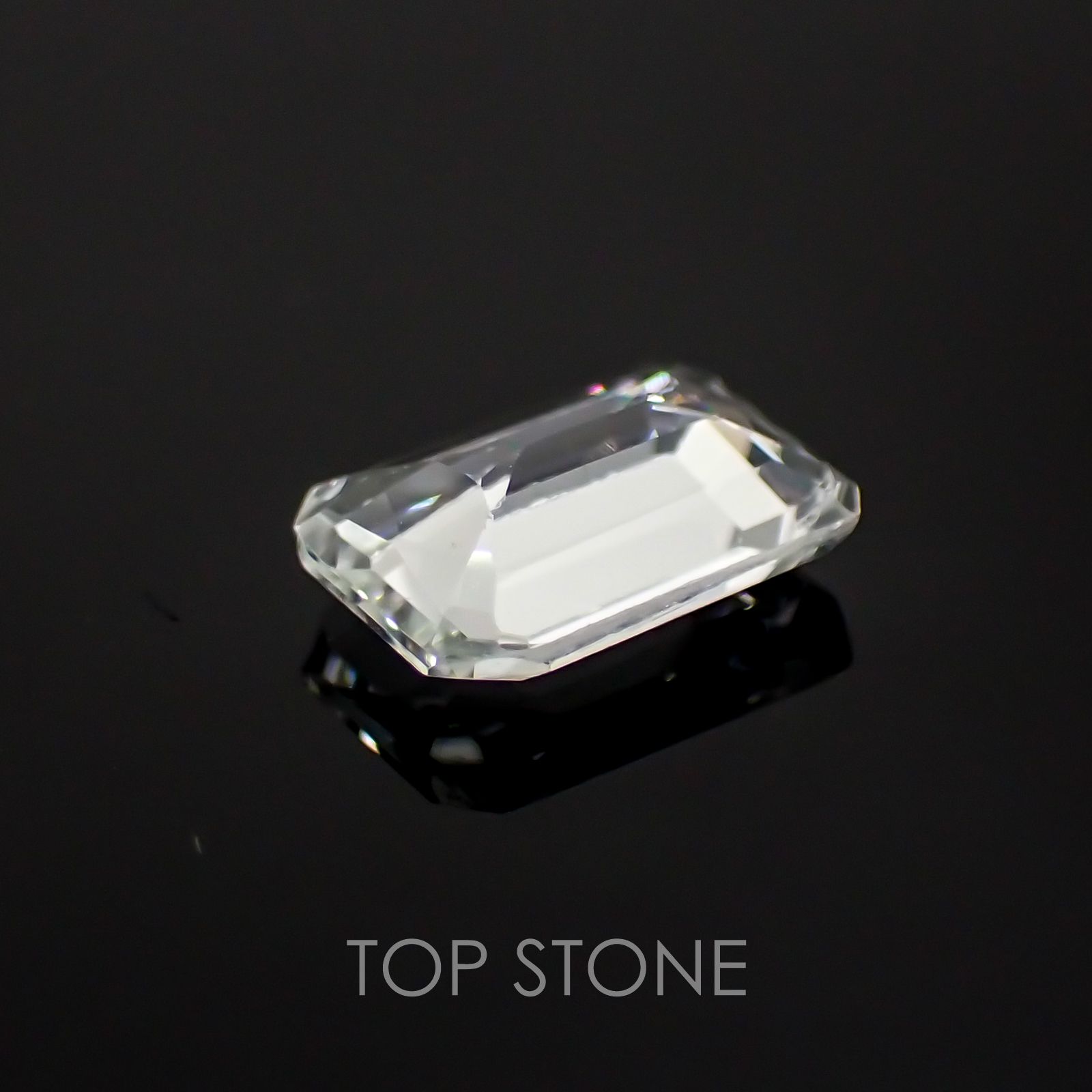 ライムスポジュミン(宝石名スポジュミン) アフガニスタン産 1.11ct 識別済[20128824]7.7×5.5mm前後