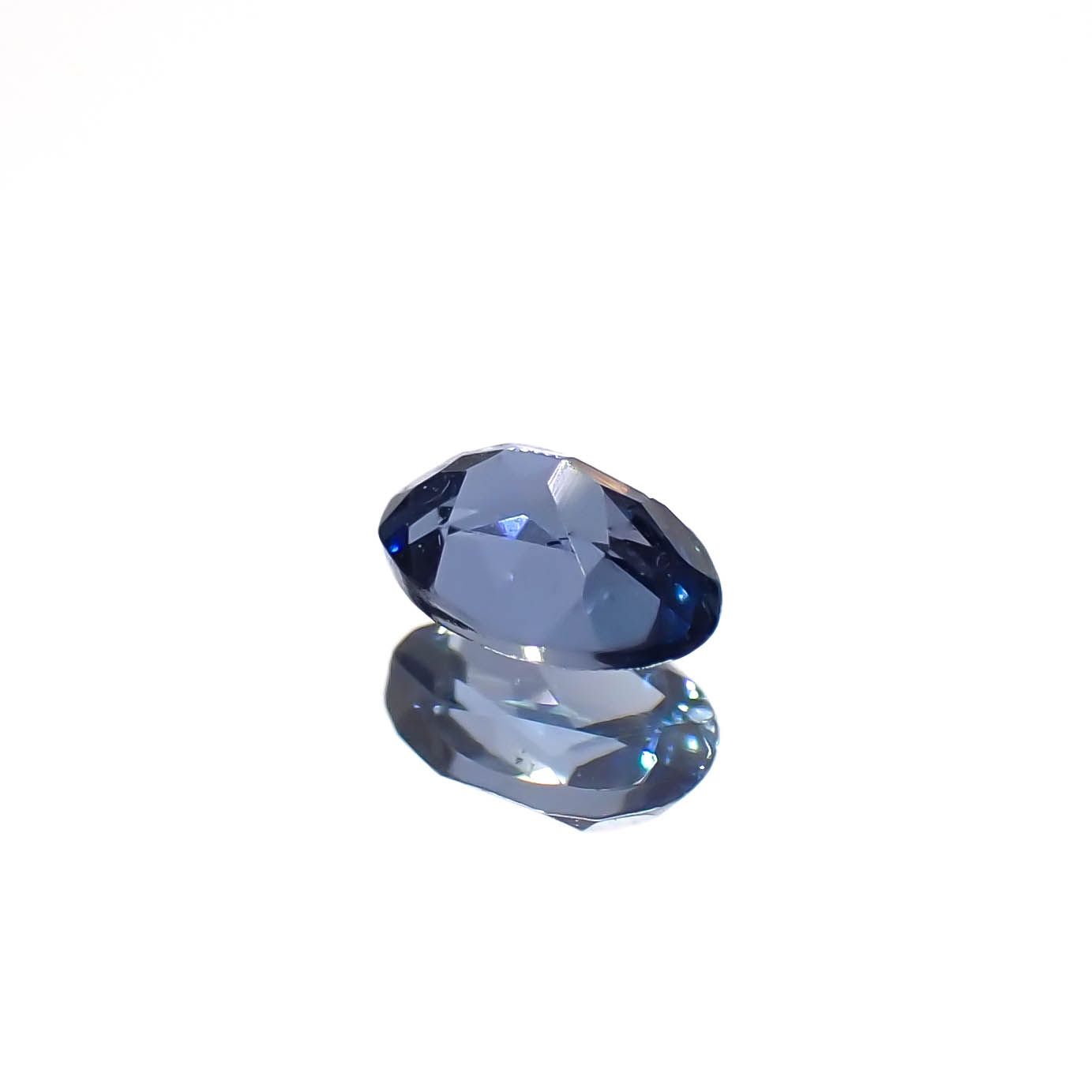 サンタマリアアクアマリン ブラジル産 0.12ct[240225991]3.9x2.7mm前後