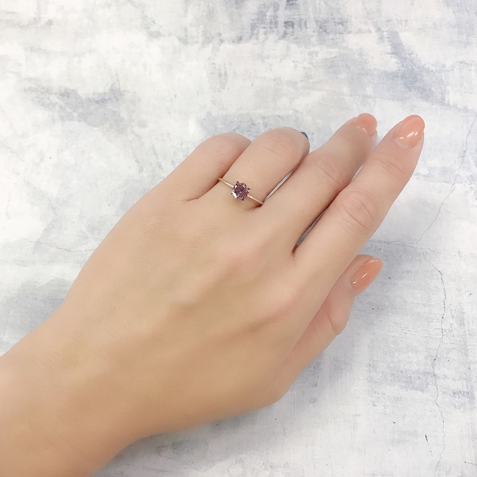 ◇ヘキサゴンカット◇カラーシフト マラヤガーネット(宝石名ガーネット)タンザニア産 0.70ct 識別済[220817562]5.1x5.1mm前後