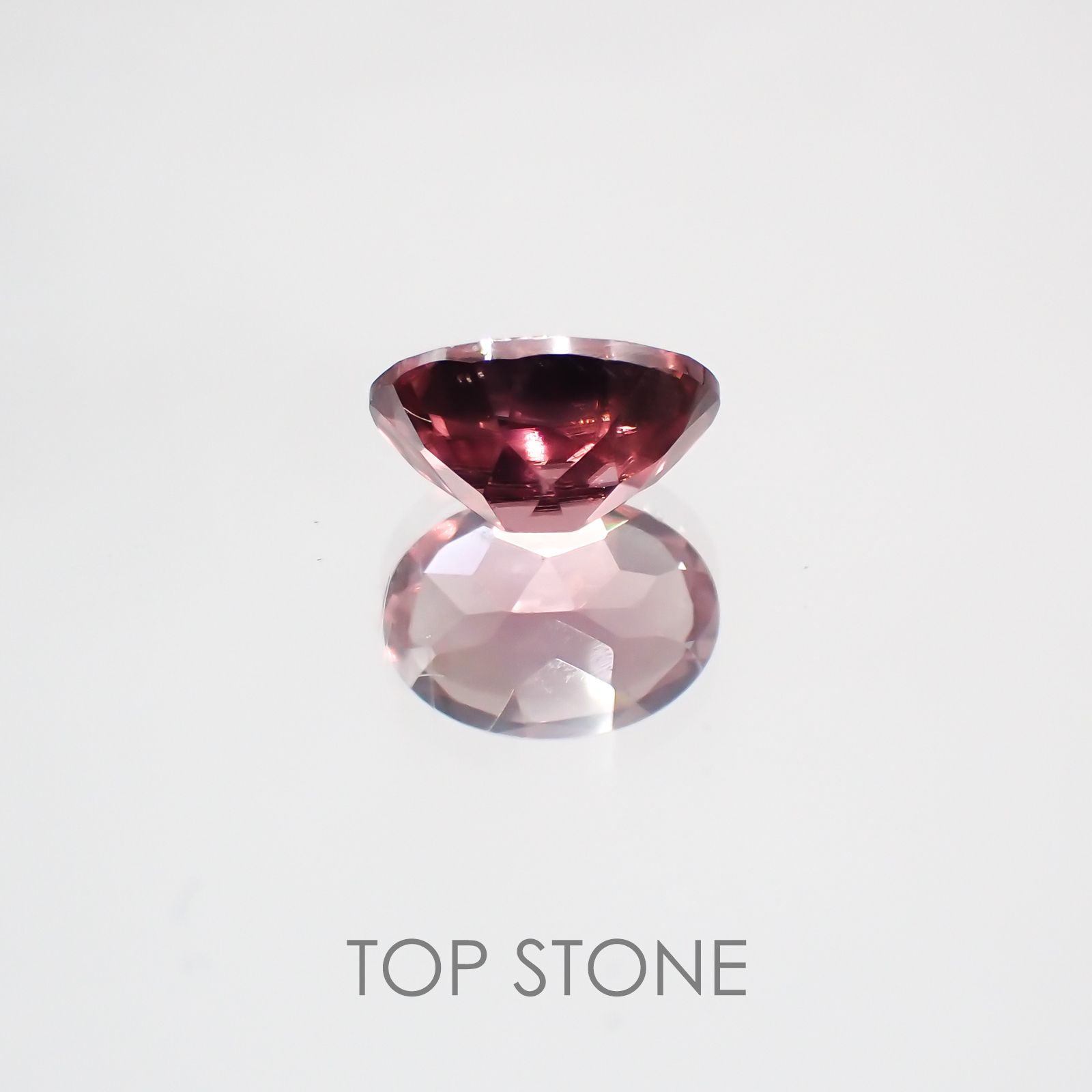 ピンクジルコン(宝石名ジルコン) スリランカ/カンボジア産/ 1.22ct 識別済[21069800]7×5.1mm前後