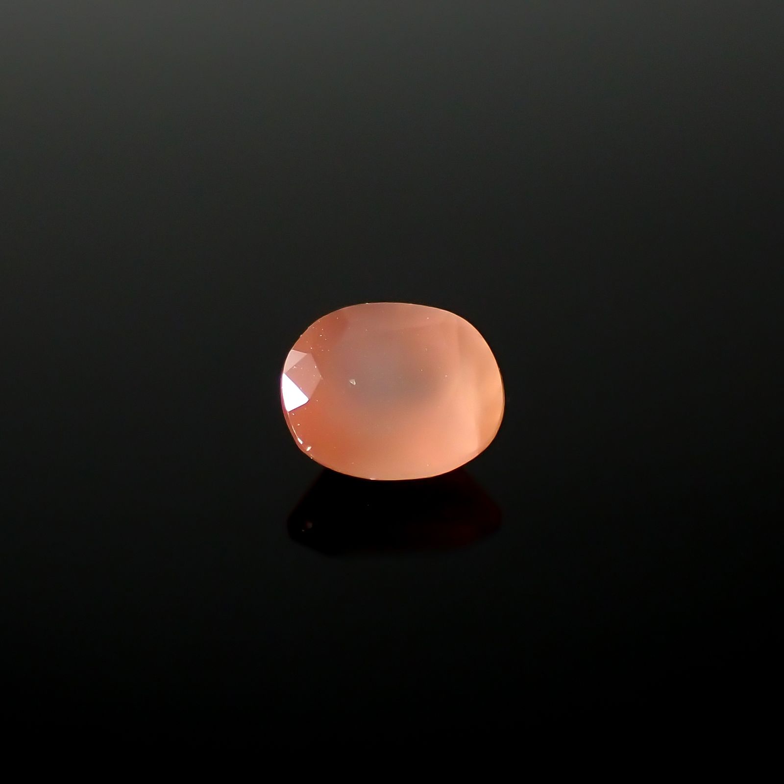 ロードクロサイト 日本・北海道産 0.52ct[240125330]5.2x4.2mm前後