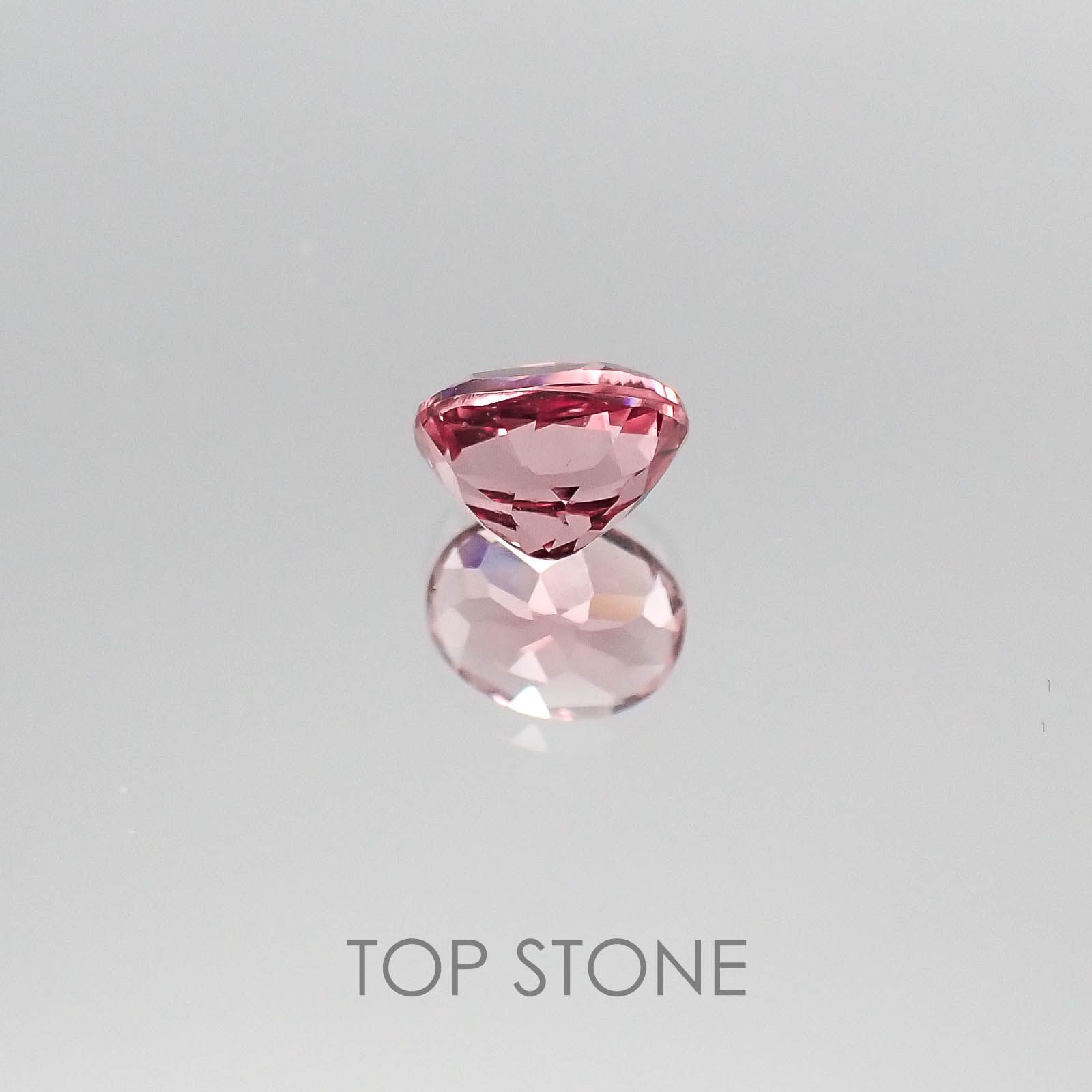 カラーチェンジマラヤガーネット タンザニア産 ルース 1.03ct[20074269]6.4×4.9mm前後
