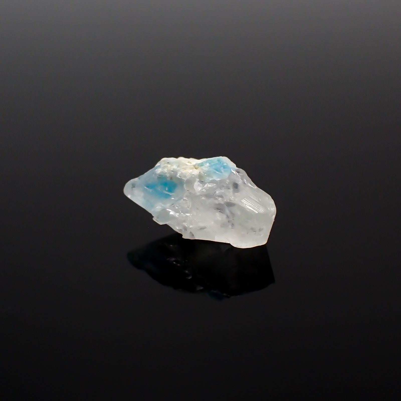 ユークレース 原石 ブラジル産 2.56ct[231023597]12.1x6.8mm前後