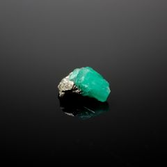 エメラルド 原石 コロンビア産 3.55ct[240427239]11.2x9.8mm前後