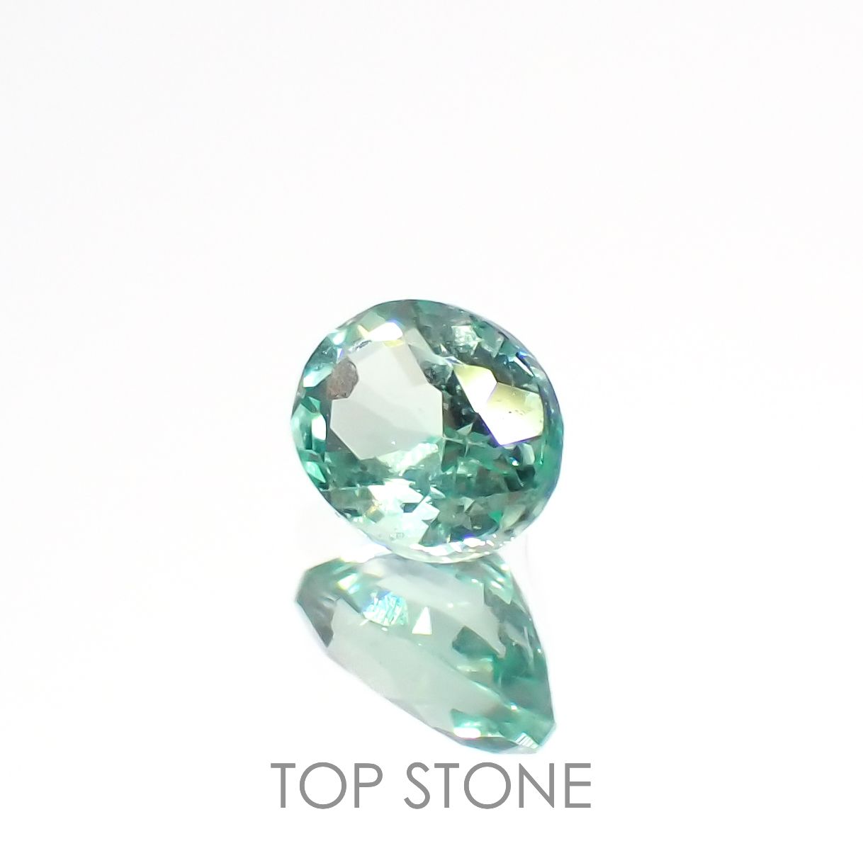 パステルカラーエメラルド ザンビア産 0.17ct[230119964]4.1x3.1mm前後