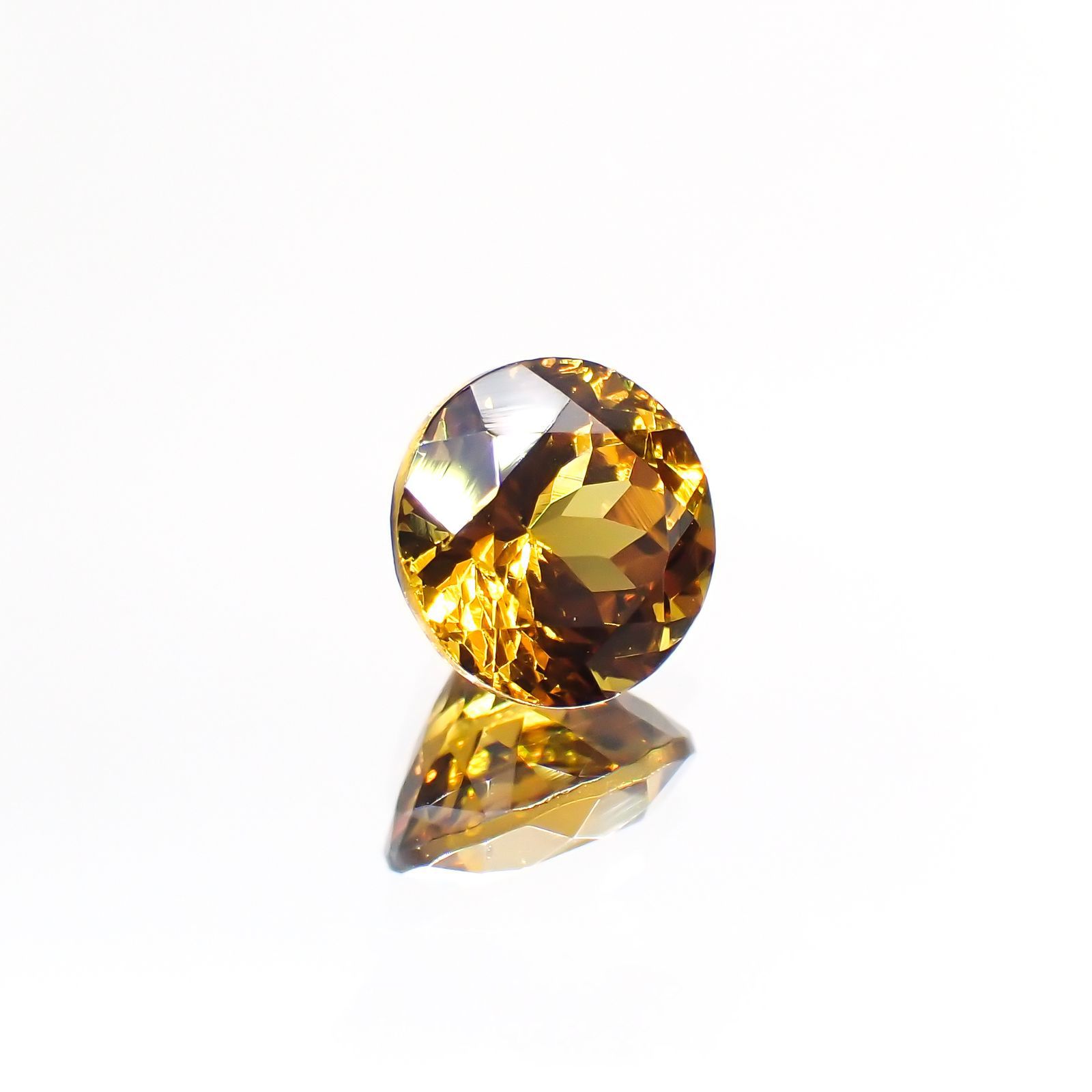 グロッシュラーアンドラダイトガーネット(宝石名グロッシュラー/アンドラダイト・ガーネット)ナミビア産 1.82ct 識別済[220114308]7x7mm前後