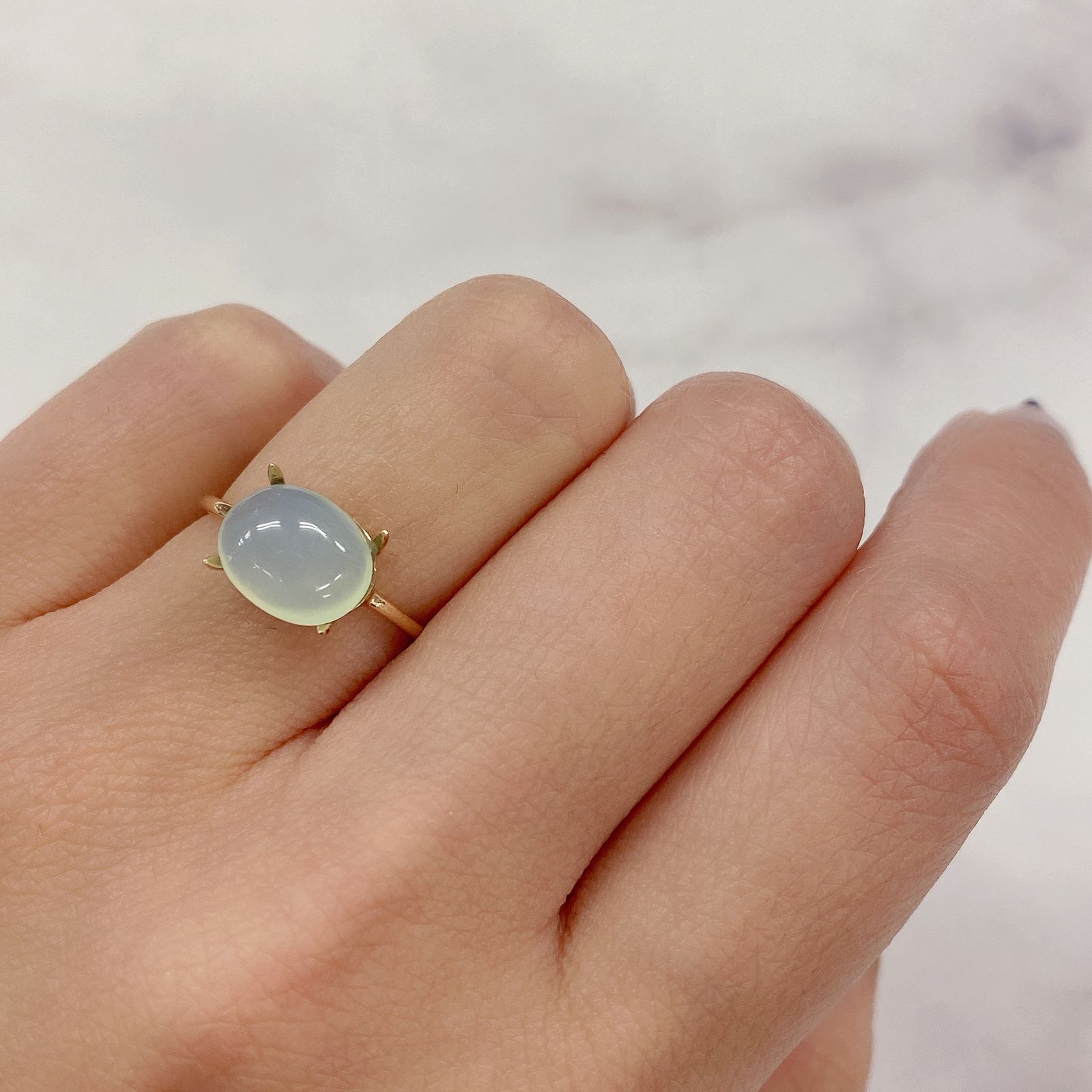 ブルーオパール(宝石名コモンオパール) ペルー産 1.91ct 識別済[20106192]9.8×7.8mm前後