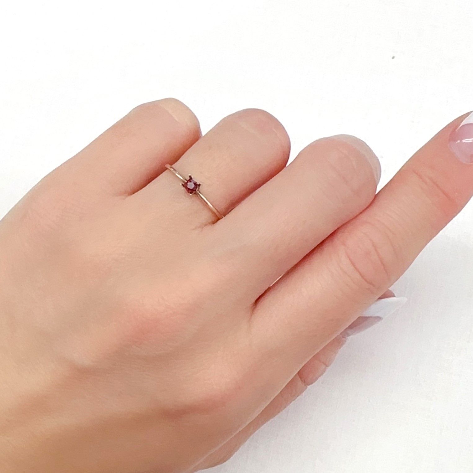 ◇ペンタゴンカット◇ルビー(宝石名ルビー)モザンビーク/ミャンマー産 0.11ct 識別済[231225037]2.7x2.9mm前後