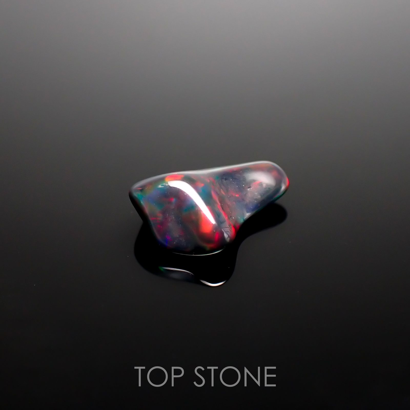 ◇バロック型◇ブラックオパール エチオピア産 ルース 1.04ct[210913244]10.1×8.1mm前後